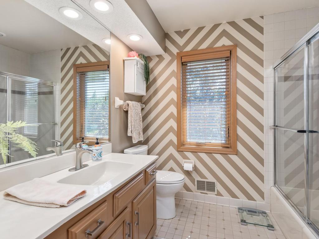 8401 Passfield Turn Property Photo 24