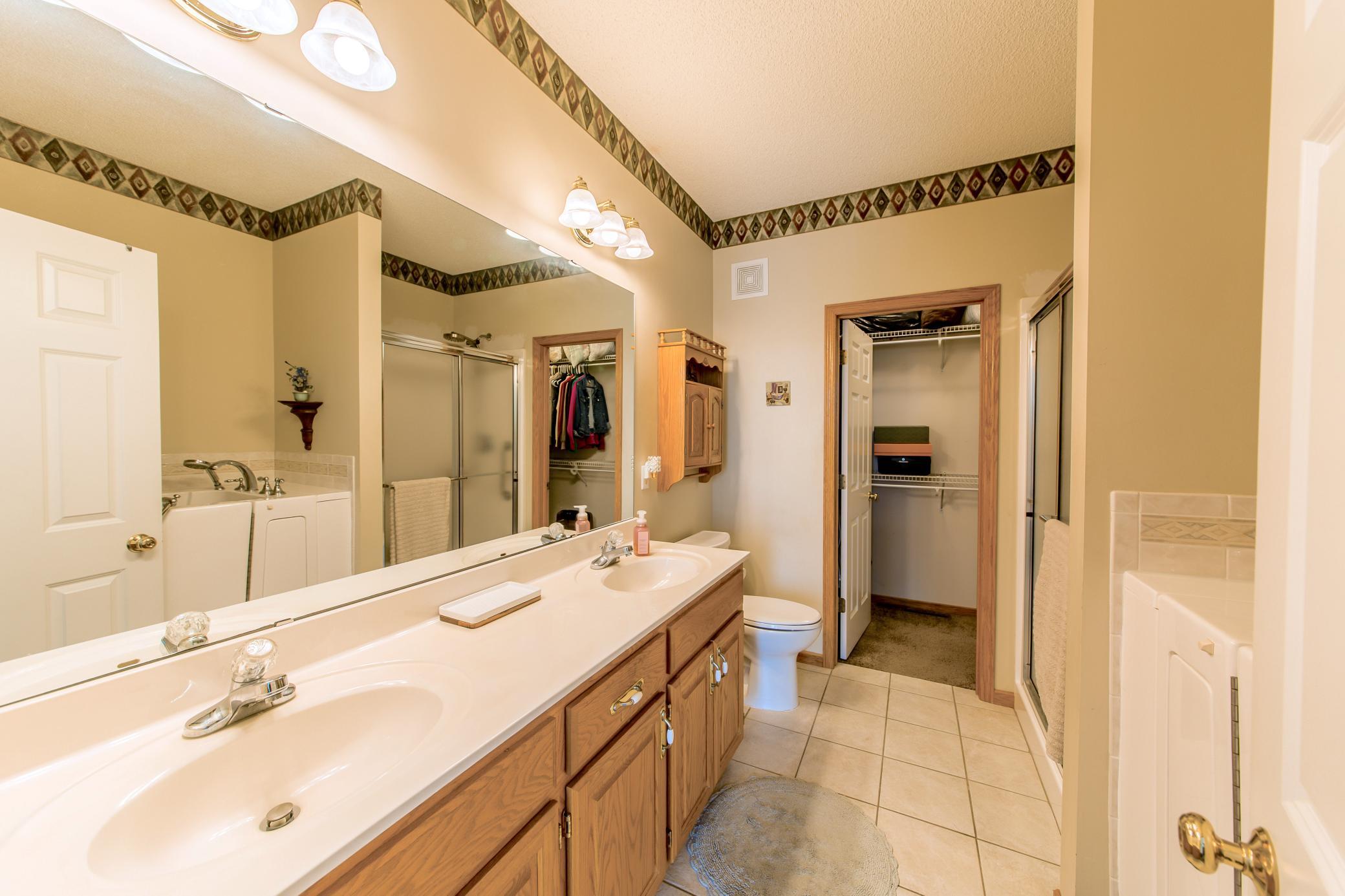 15157 Crestone Circle Property Photo 11
