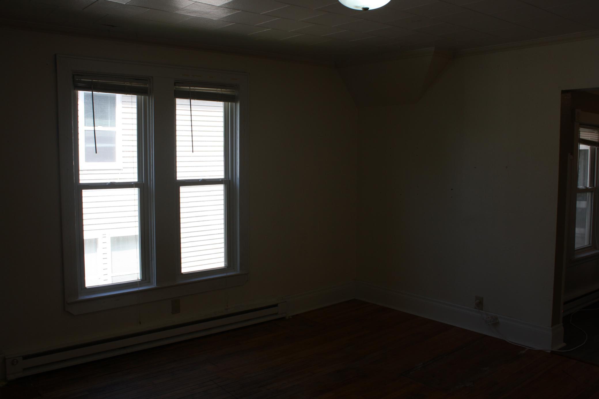 833 3rd Street E Property Photo 11