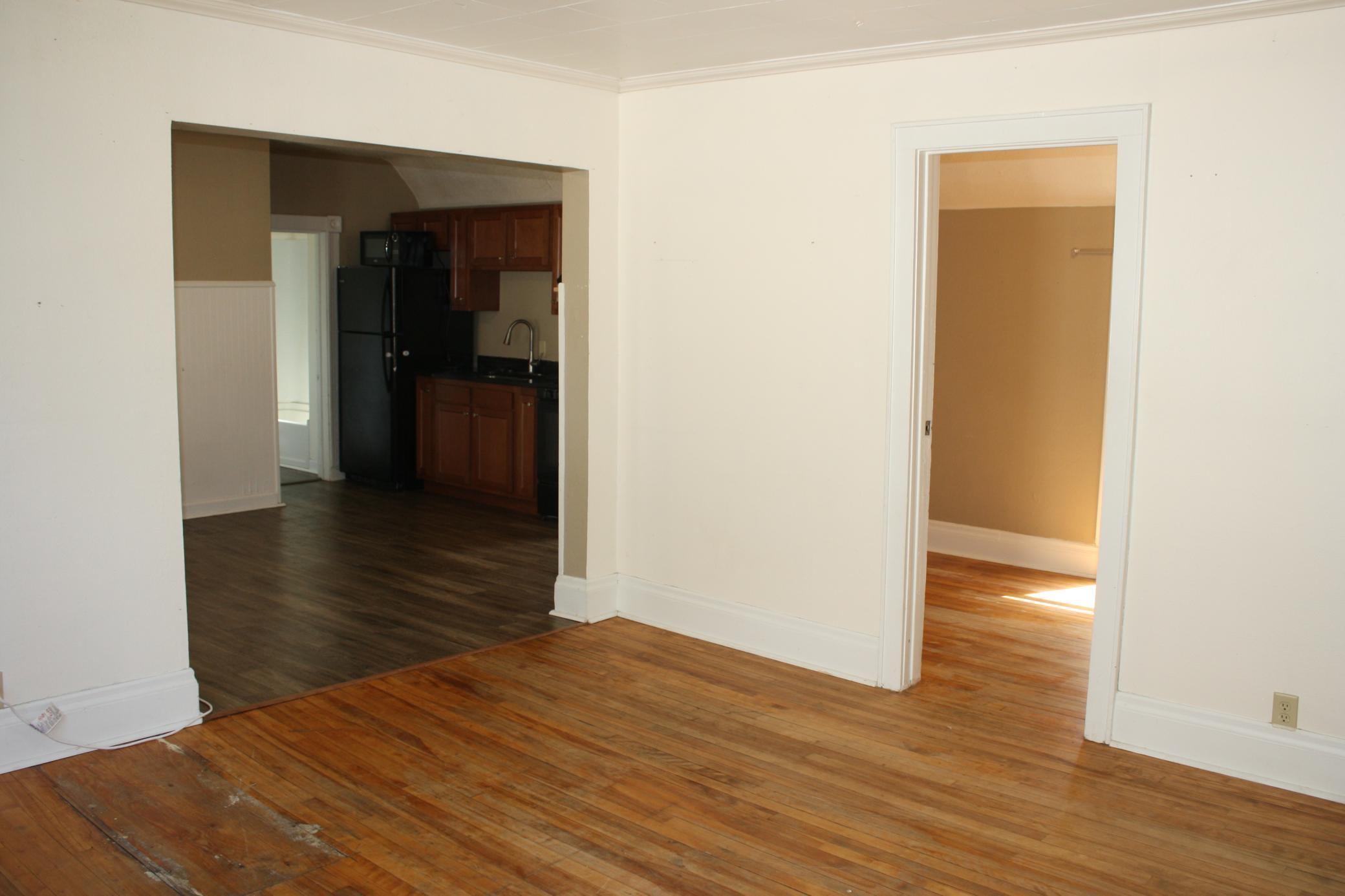 833 3rd Street E Property Photo 12