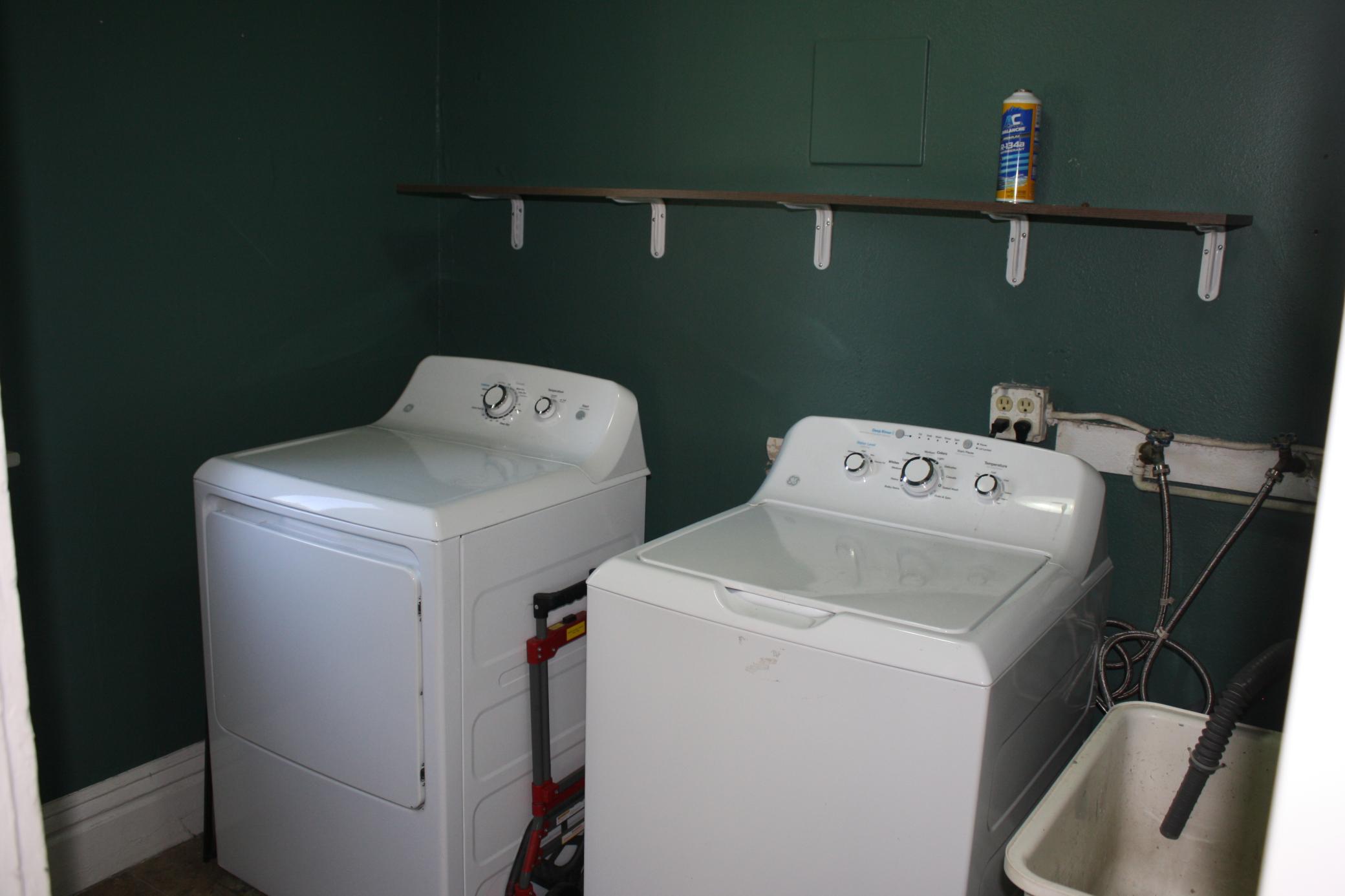 833 3rd Street E Property Photo 24