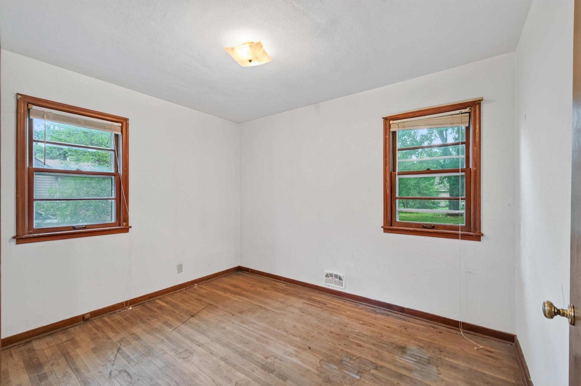 2551 Rainbow Lane Property Photo 16
