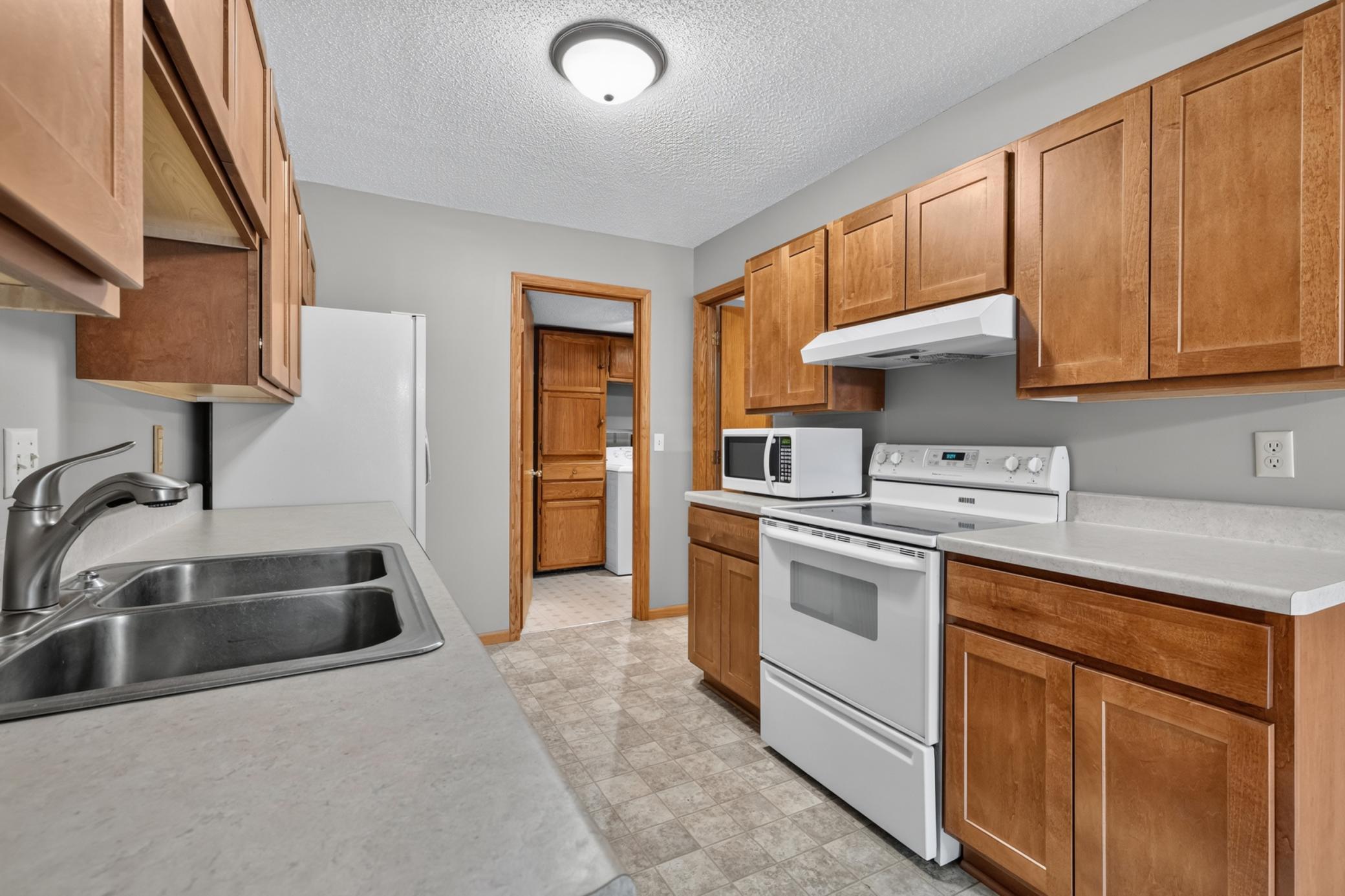 3617 Saint Francis Way B Property Photo 9