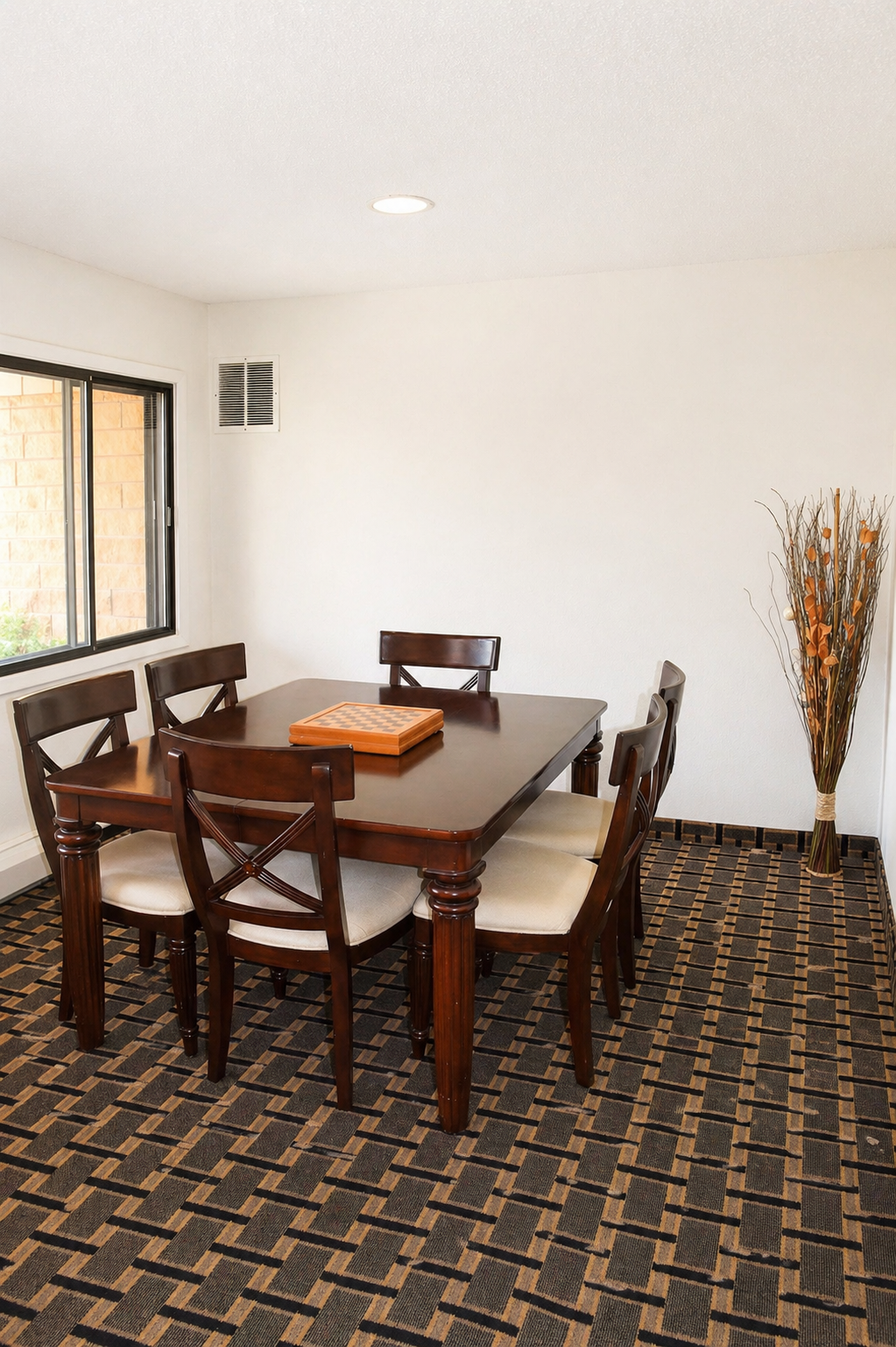 1173 Dewey Street Property Photo 17