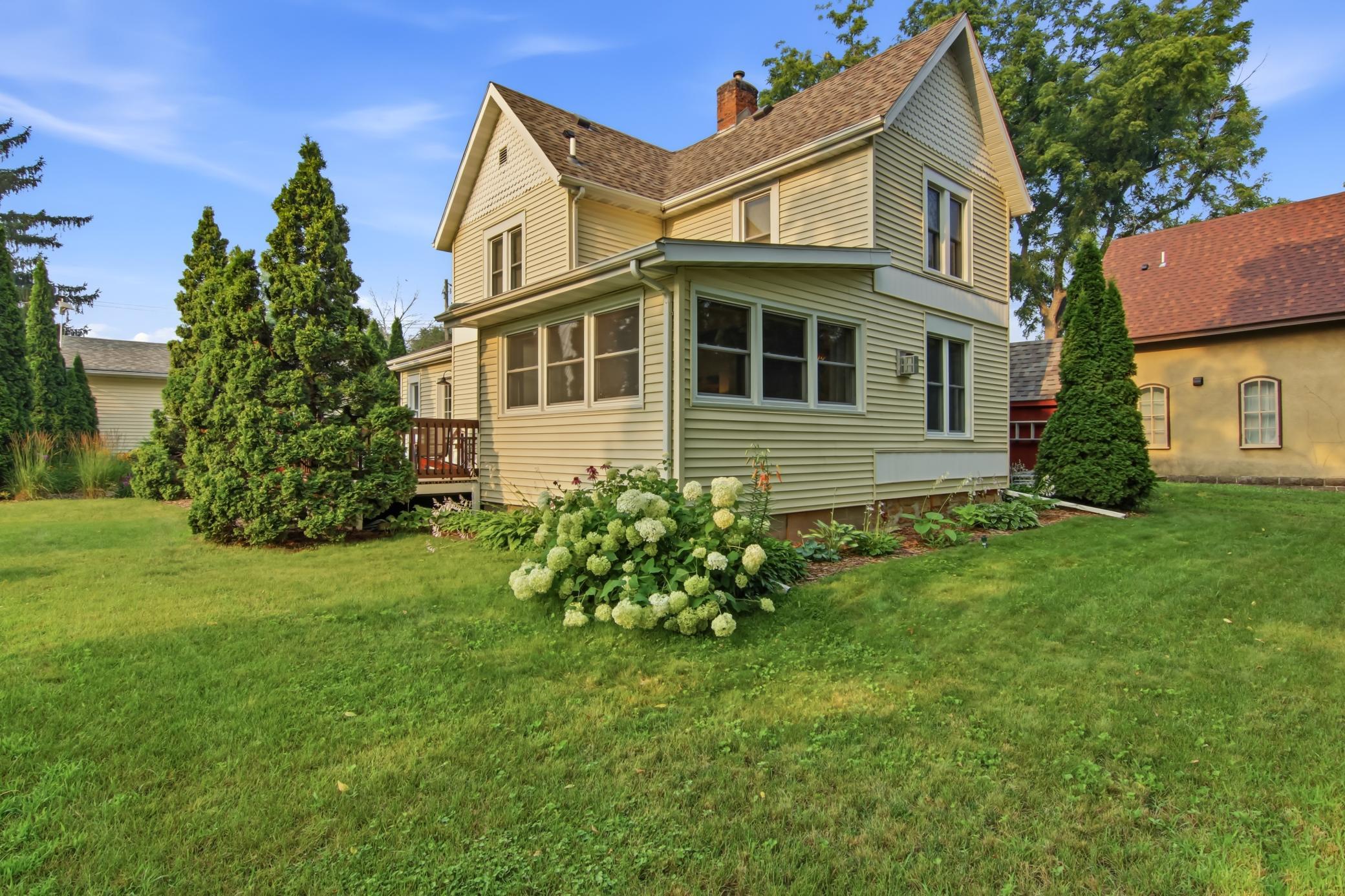 610 Washington Avenue Property Photo 1