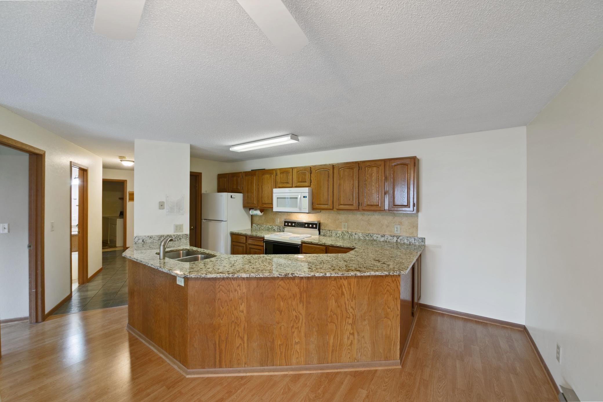 930 Lyn Way 203 Property Photo 2