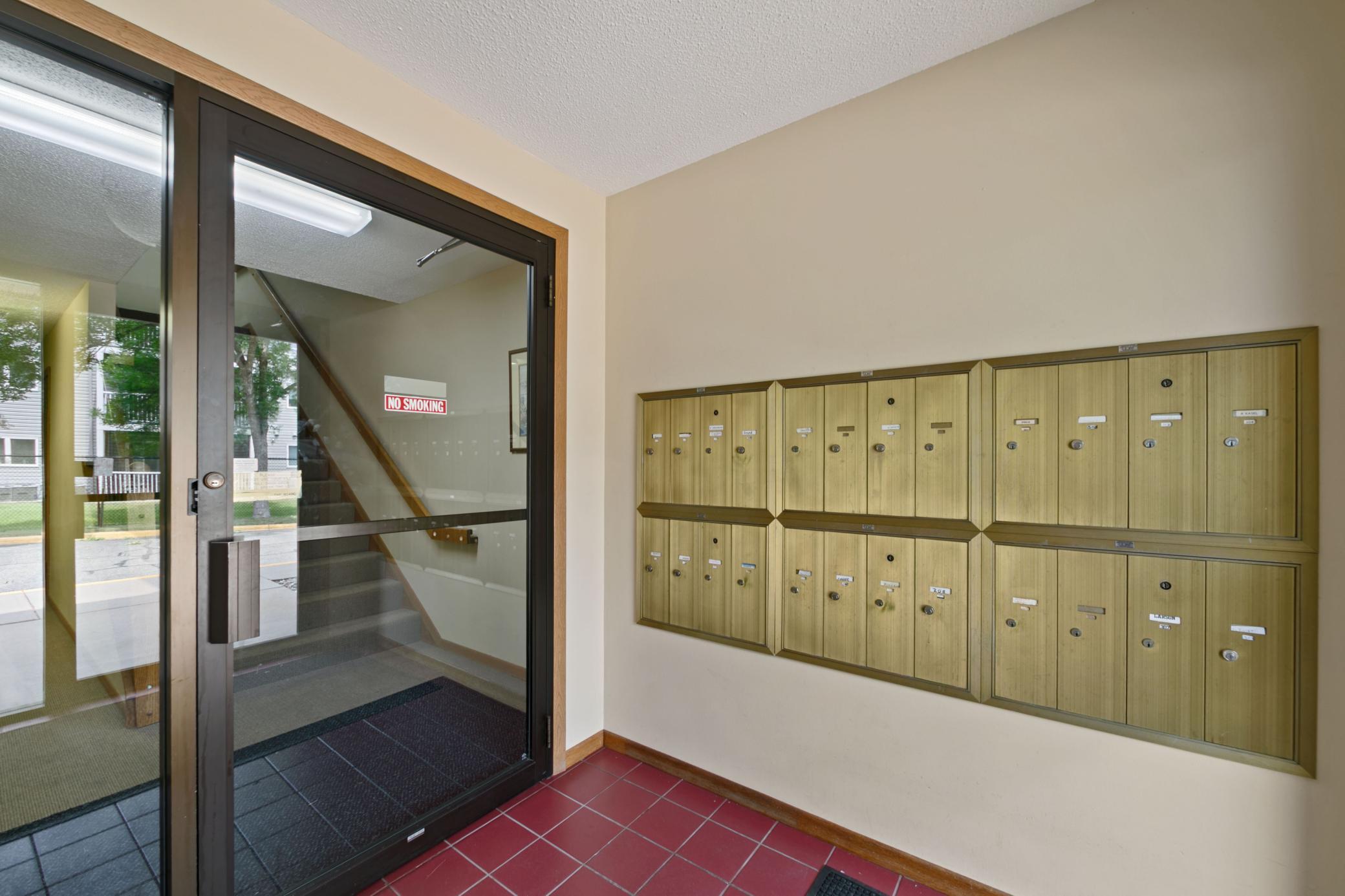 930 Lyn Way 203 Property Photo 15