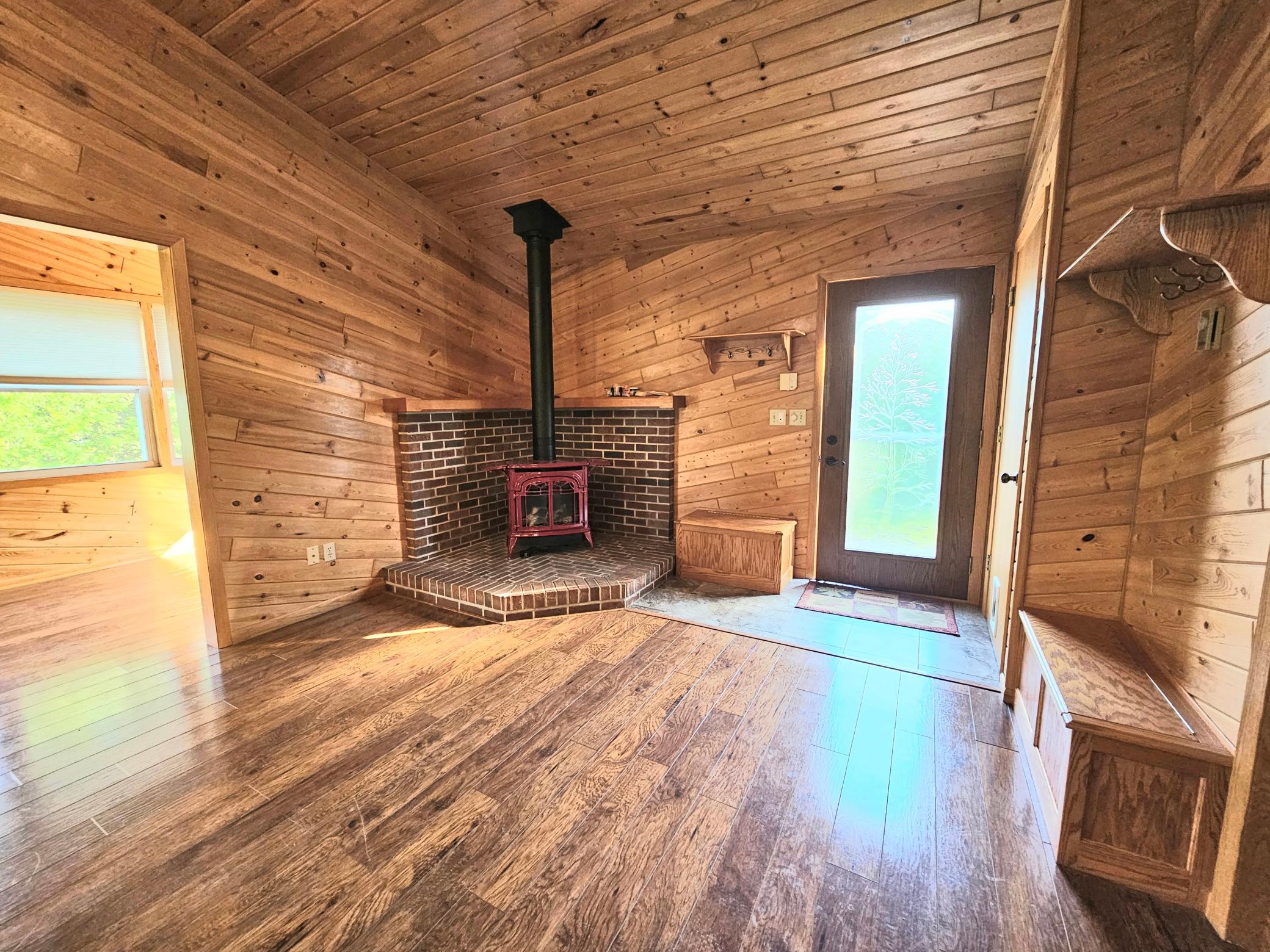 5758 Puncher Point Road Property Photo 16