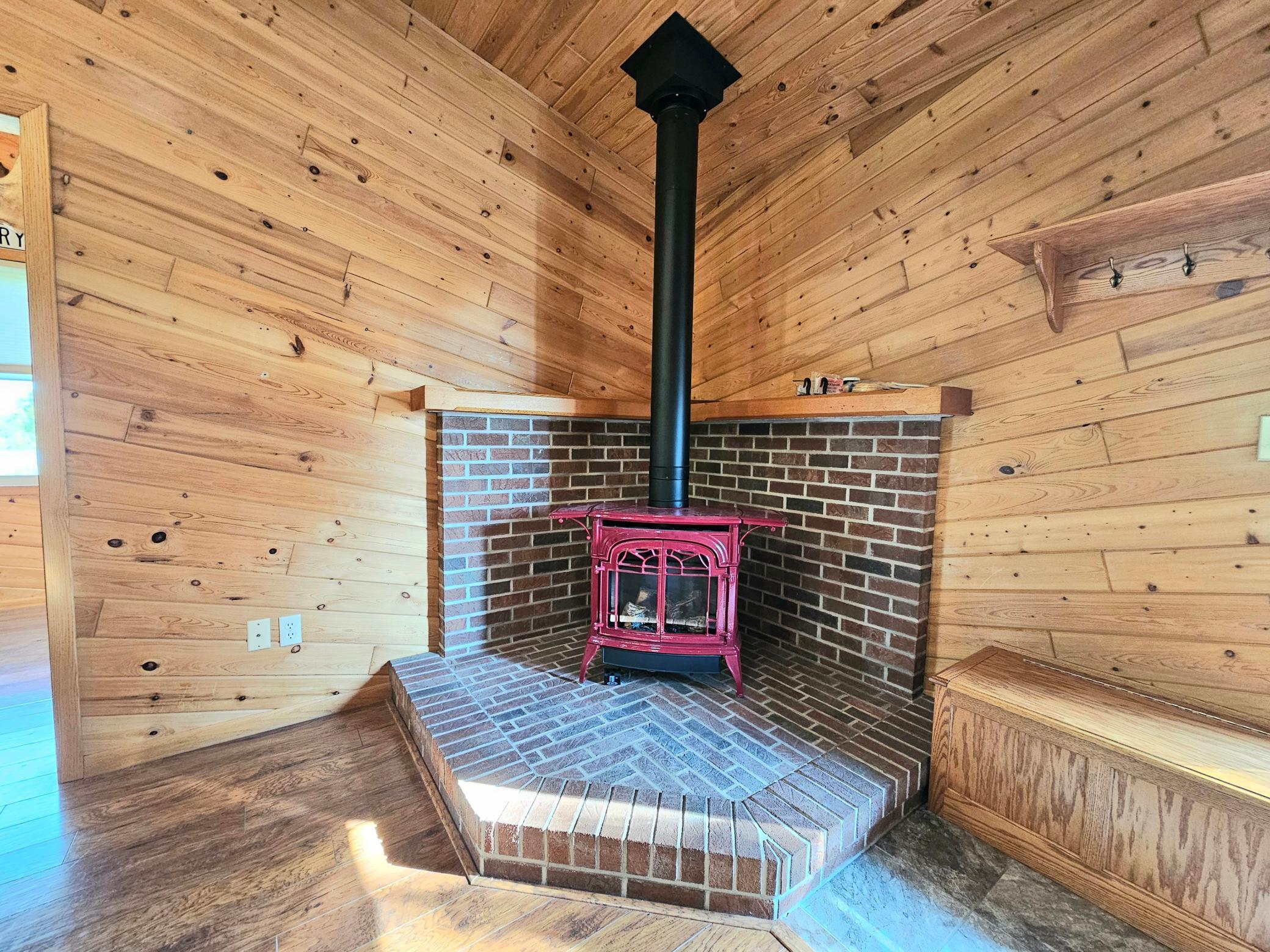 5758 Puncher Point Road Property Photo 18