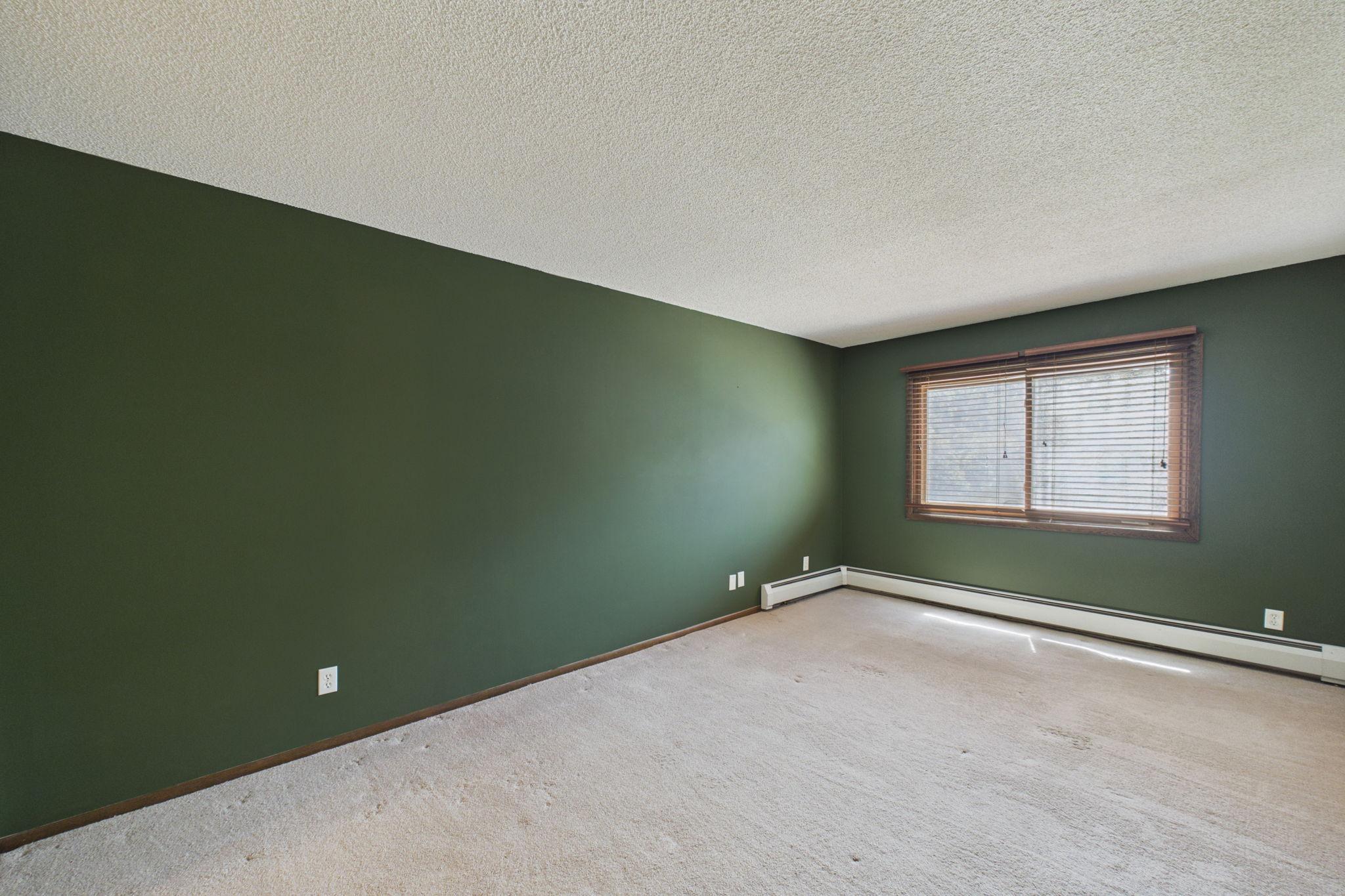 260 Westview Drive 303 Property Photo 10