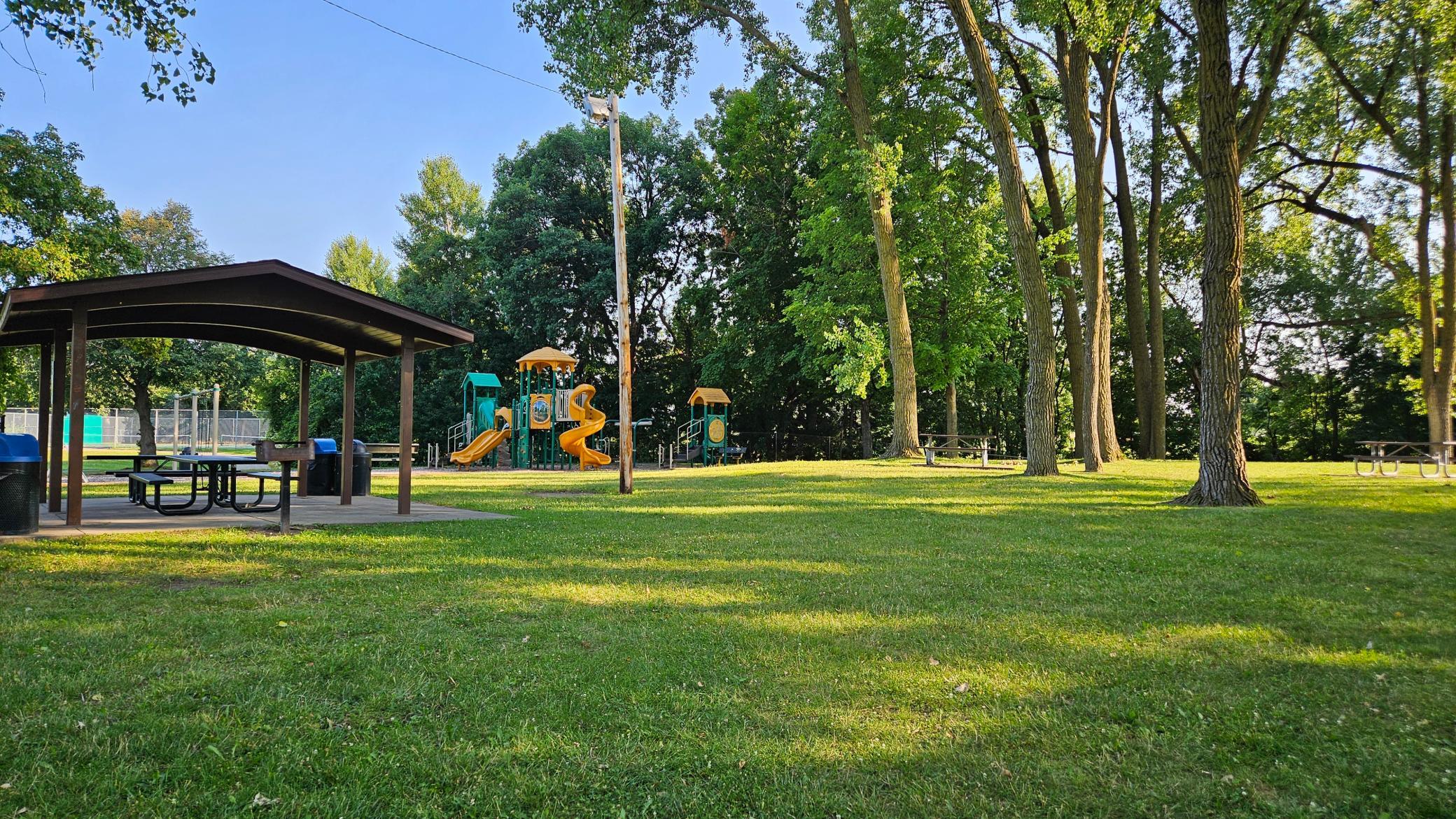 260 Westview Drive 303 Property Photo 28
