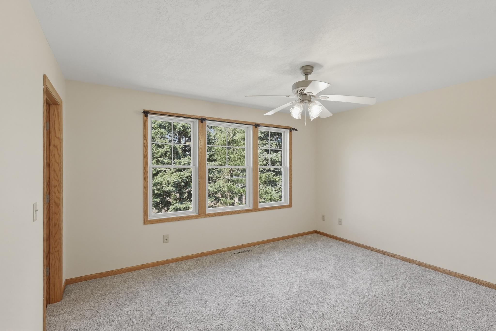 1905 Red Maple Lane Property Photo 13