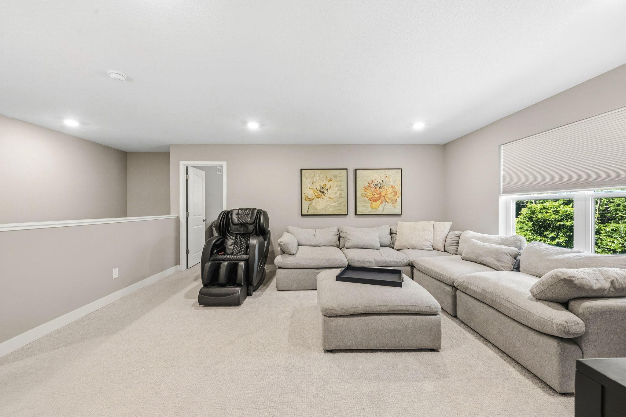 14213 Dallas Lane N Property Photo 24