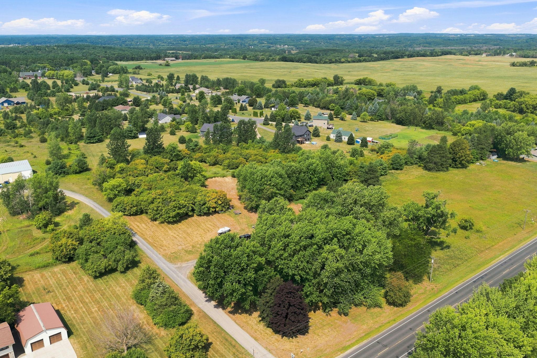 2010 County Road Cc Property Photo 11