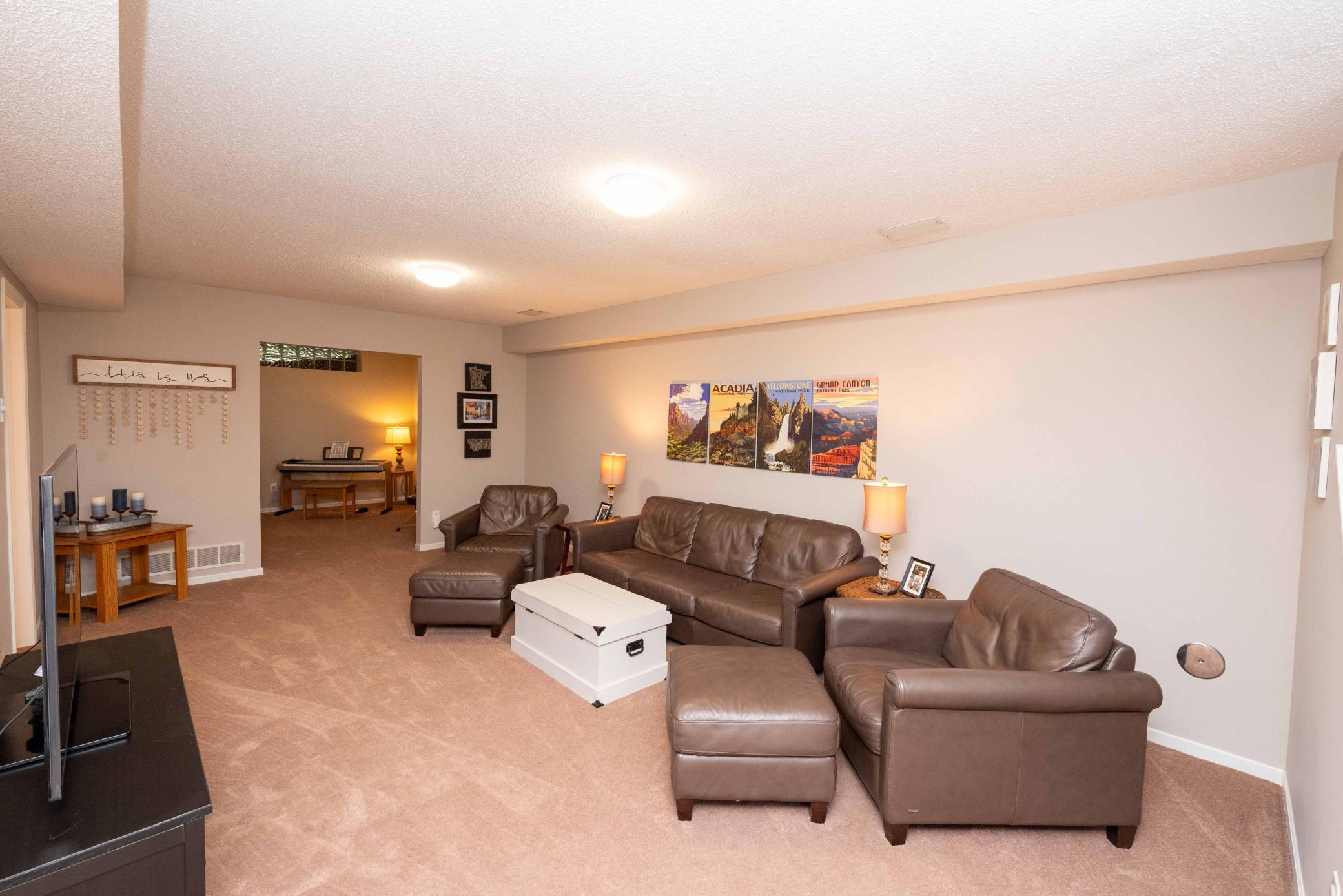 14348 Embassy Way Property Photo 26