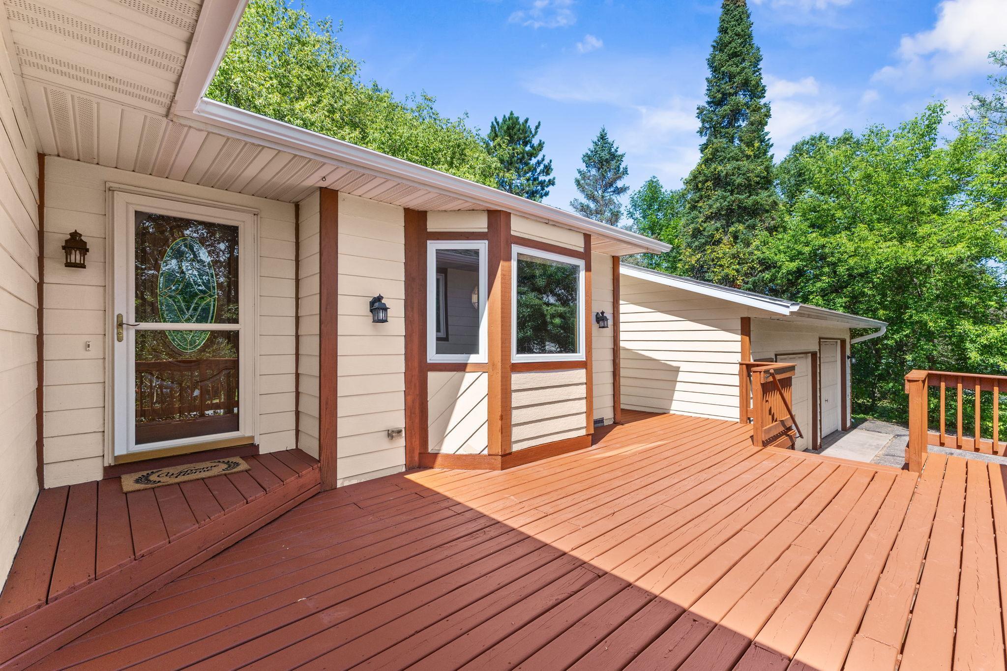545 Tower Road Property Photo 3