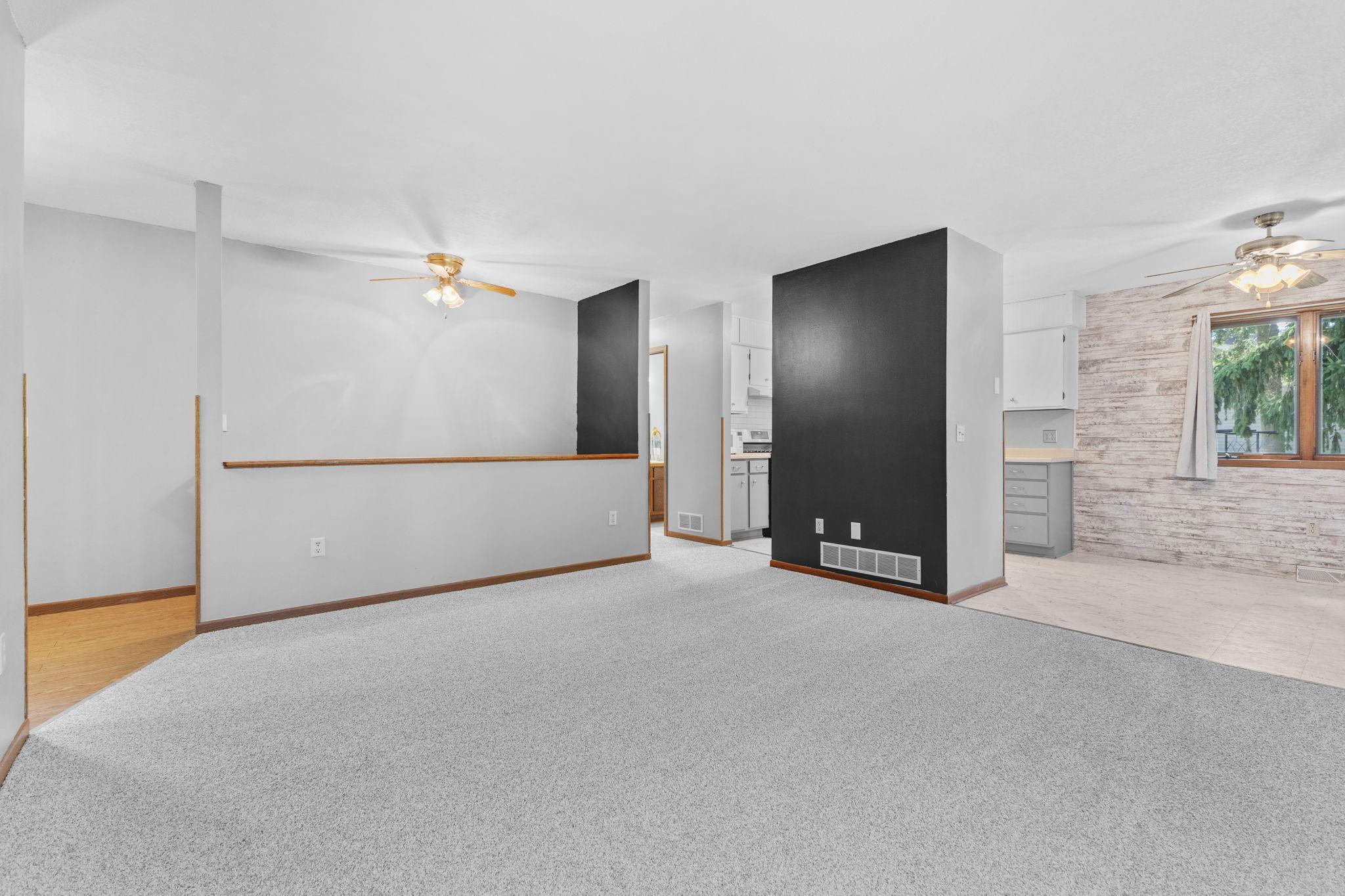 545 Tower Road Property Photo 9
