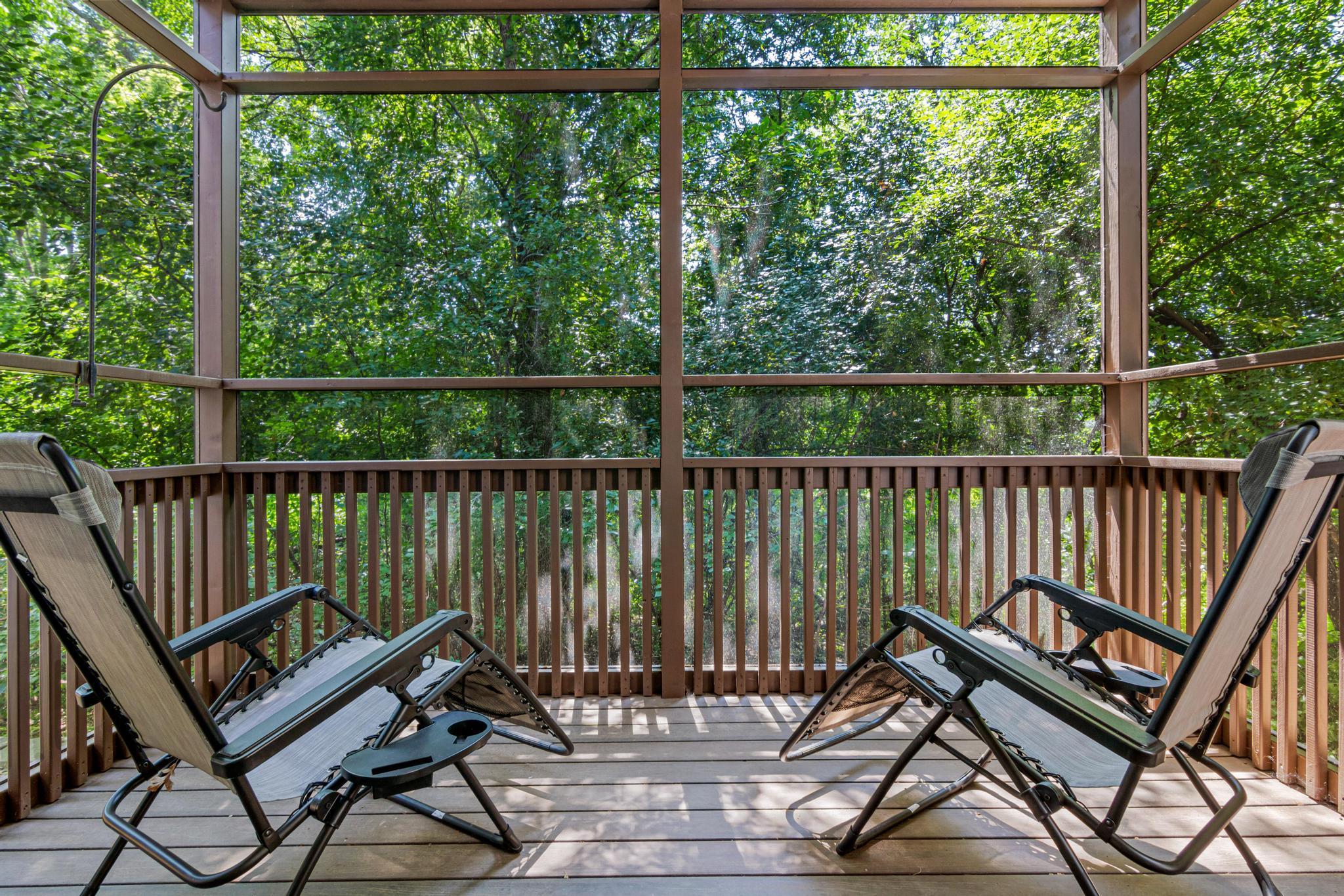 18258 Cascade Drive Property Photo 3