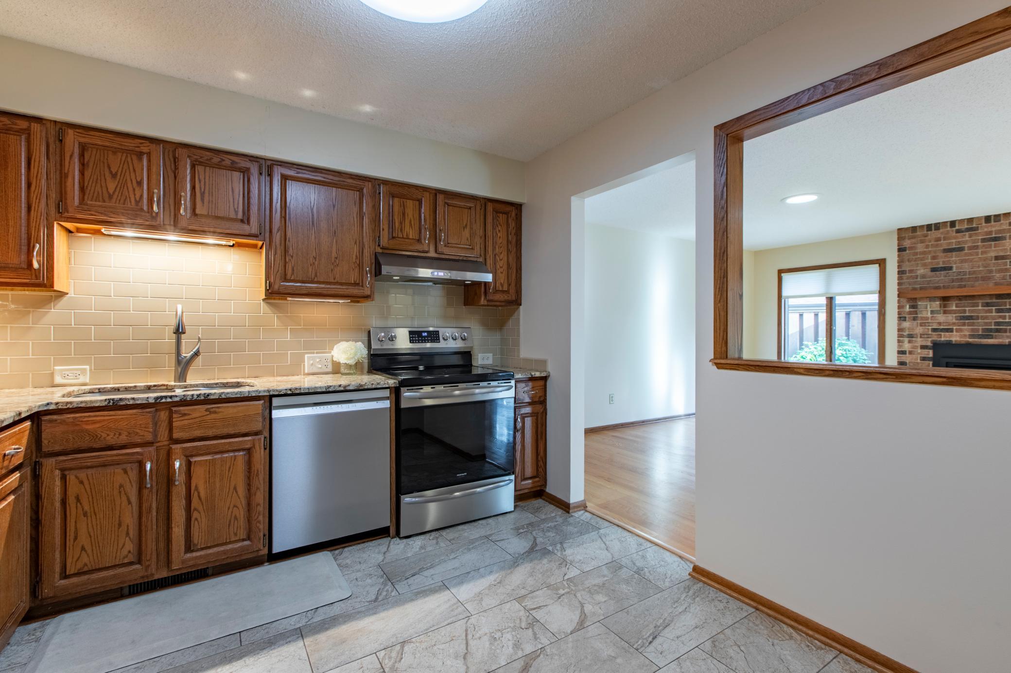 2205 Baihly Court Sw Property Photo 8