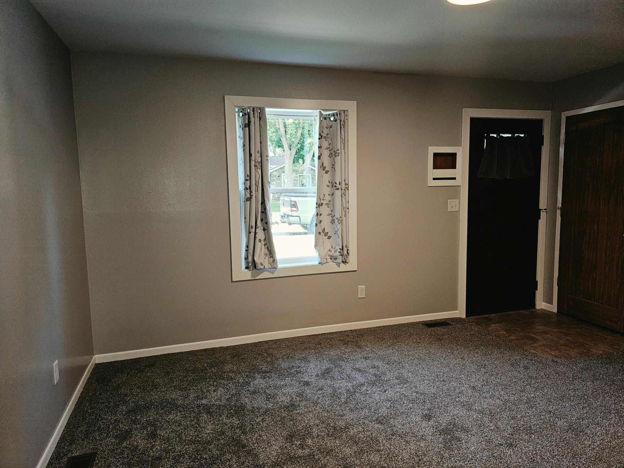 154 3rd Avenue Property Photo 6