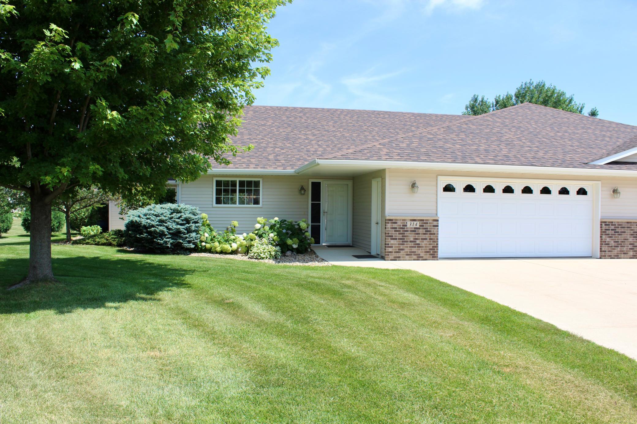 314 5th Circle Sw Property Photo 1