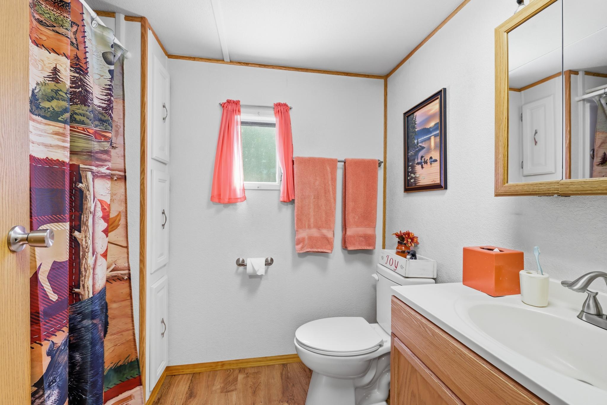910 Lake Shore Boulevard Property Photo 20