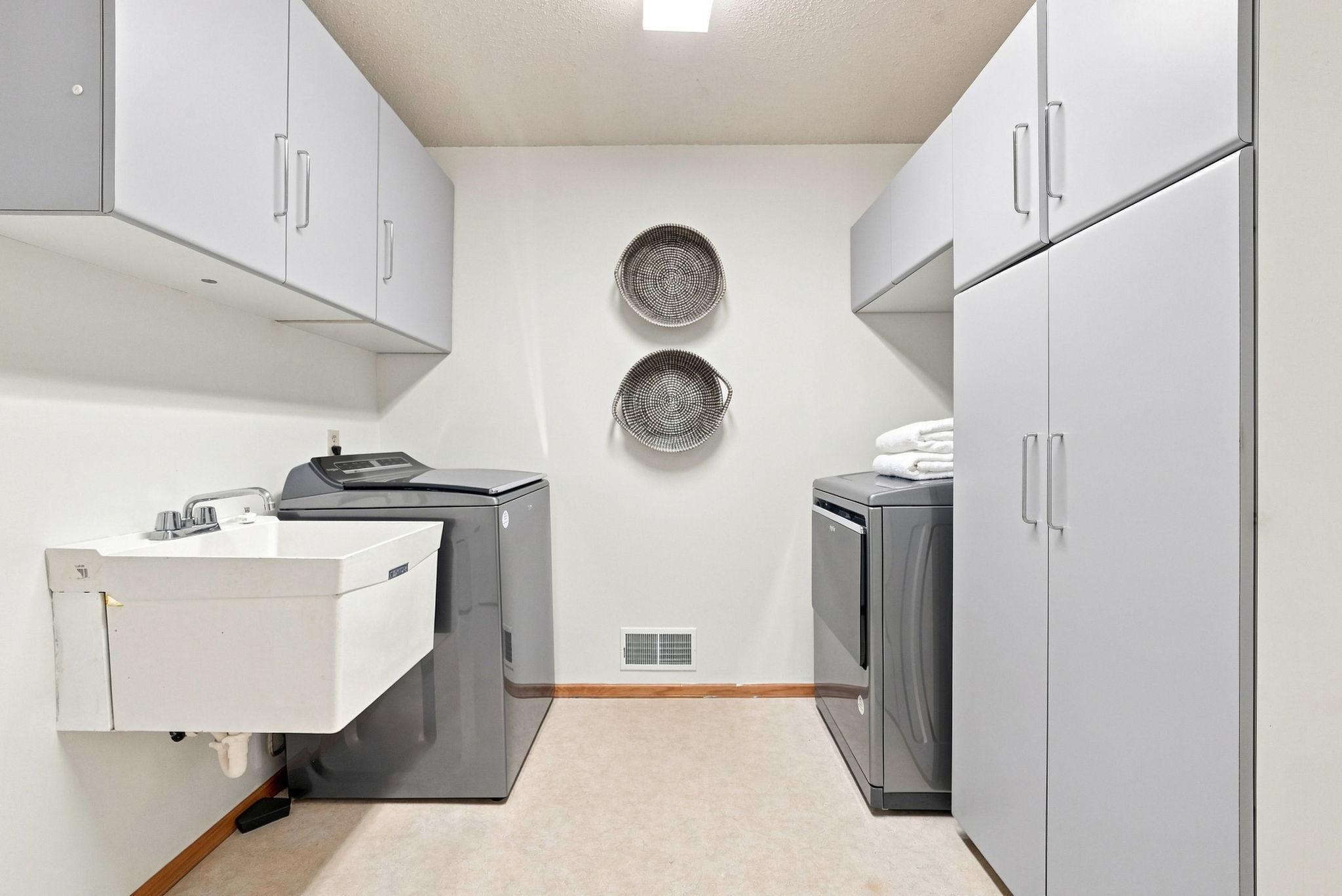 8920 80th Street N Property Photo 33