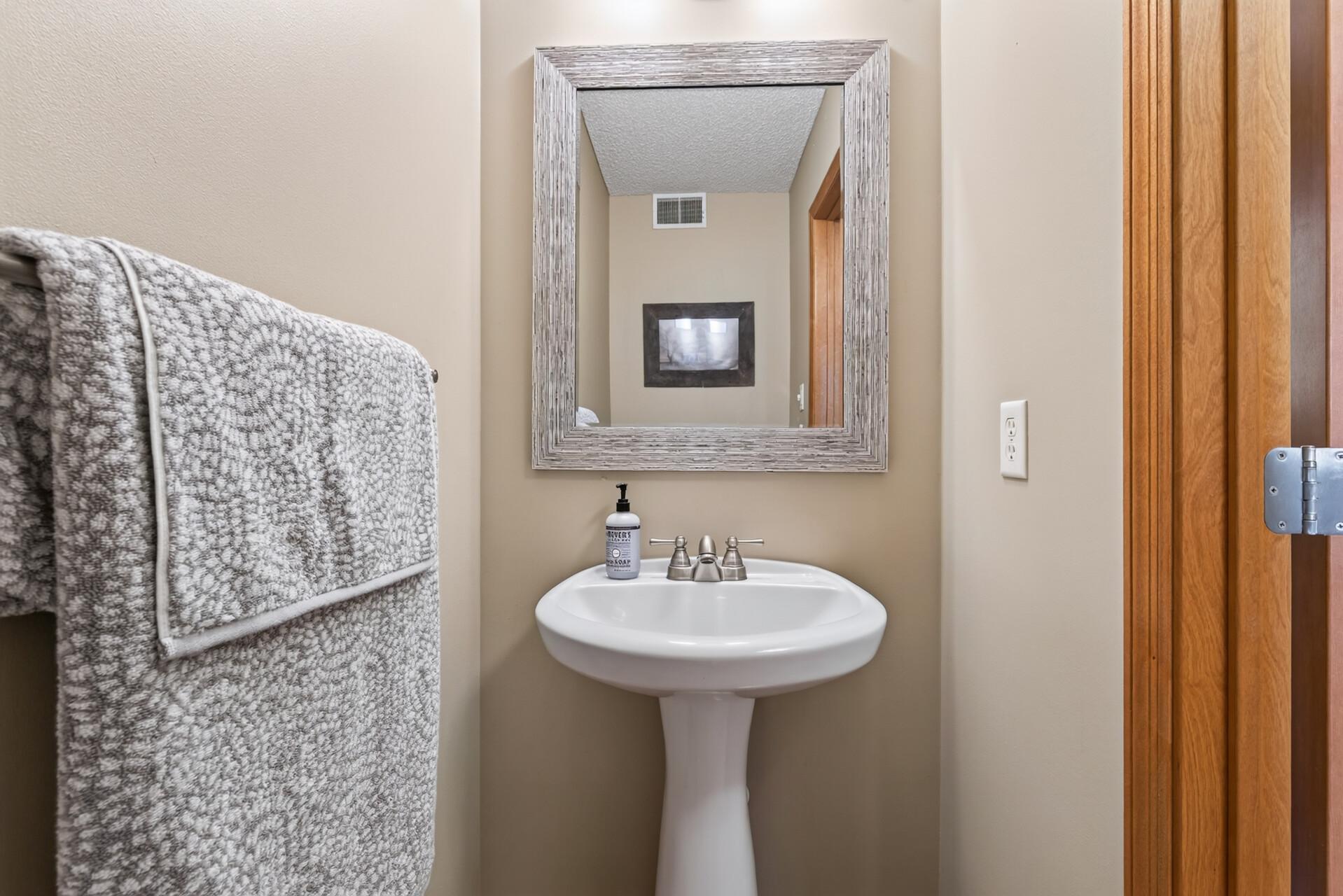13690 Atwood Trail Property Photo 11