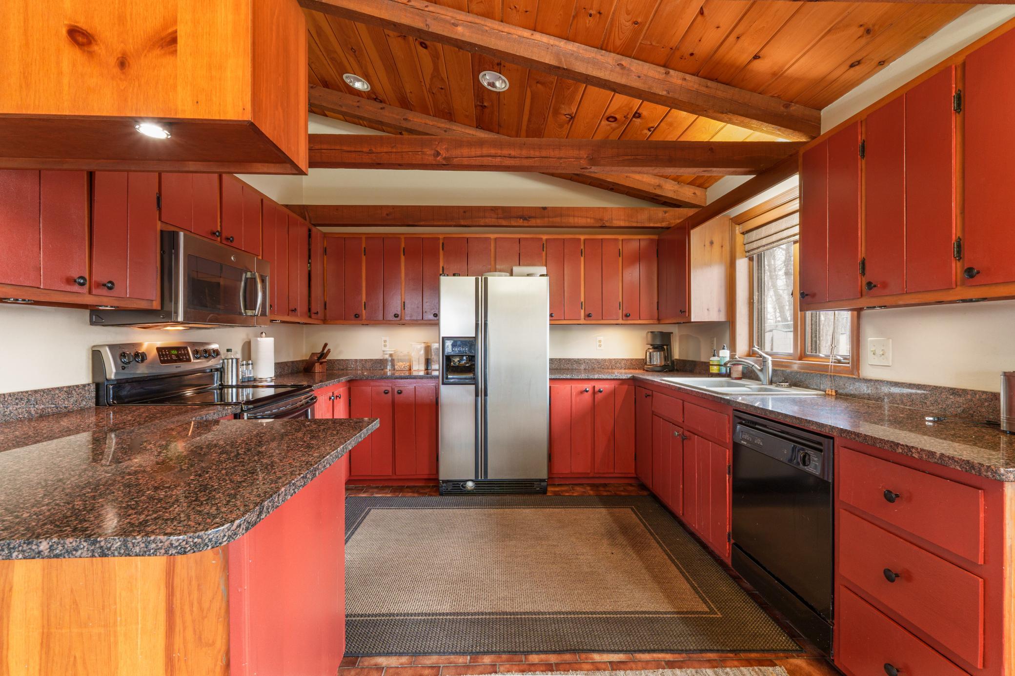 487 Shorewood Drive Property Photo 8