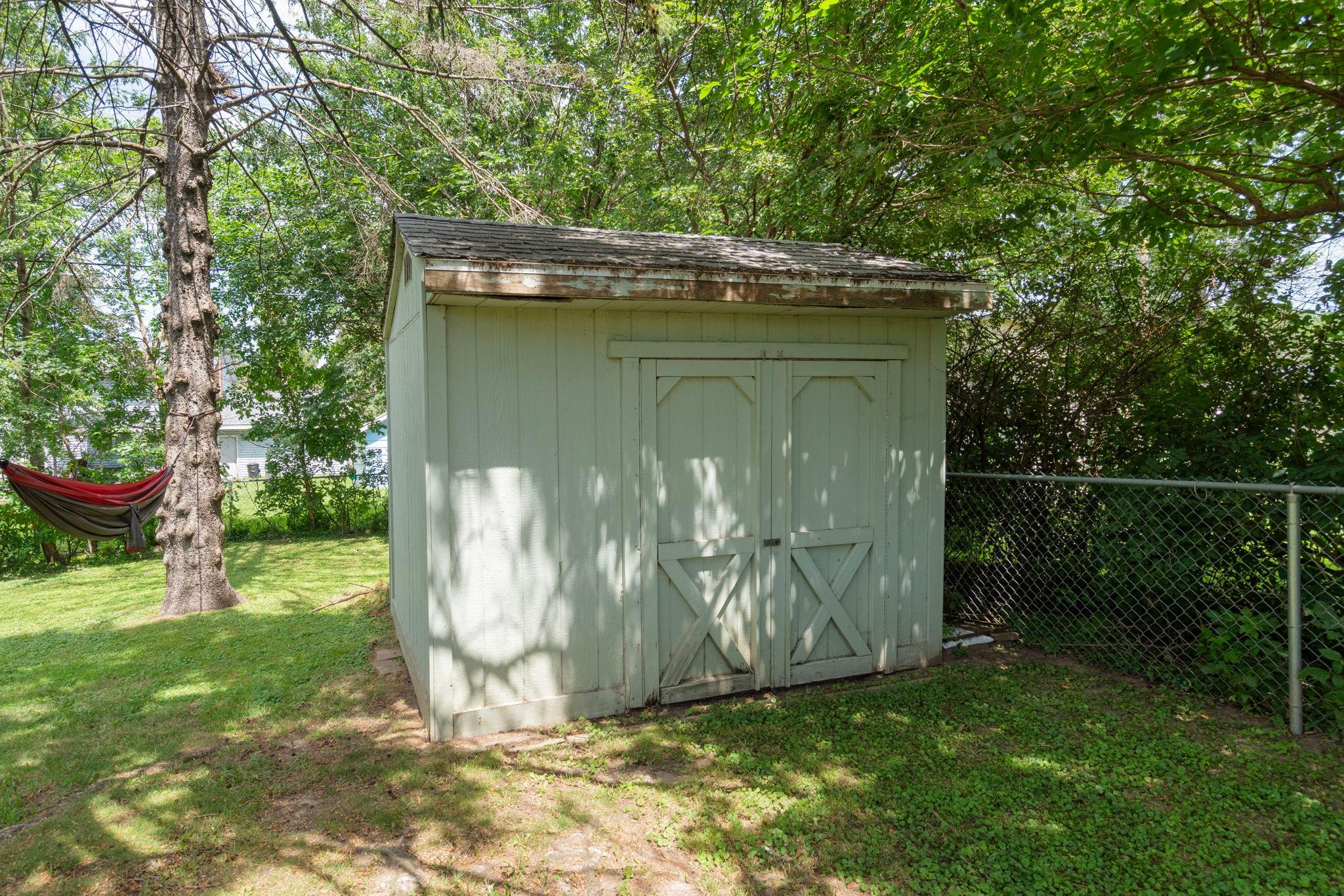 2245 Beam Avenue Property Photo 8