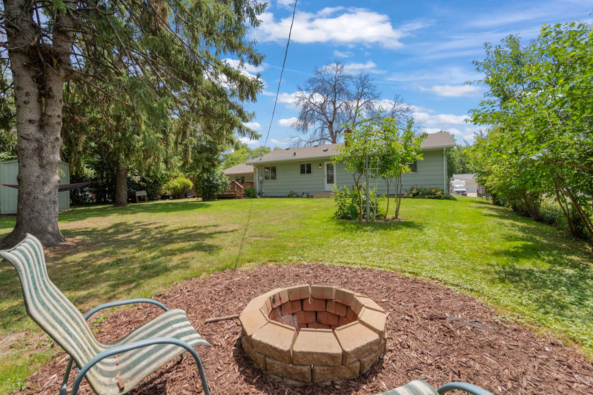 2245 Beam Avenue Property Photo 12