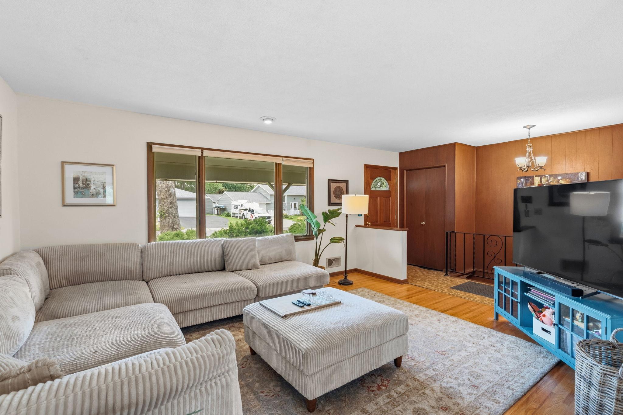 2245 Beam Avenue Property Photo 17