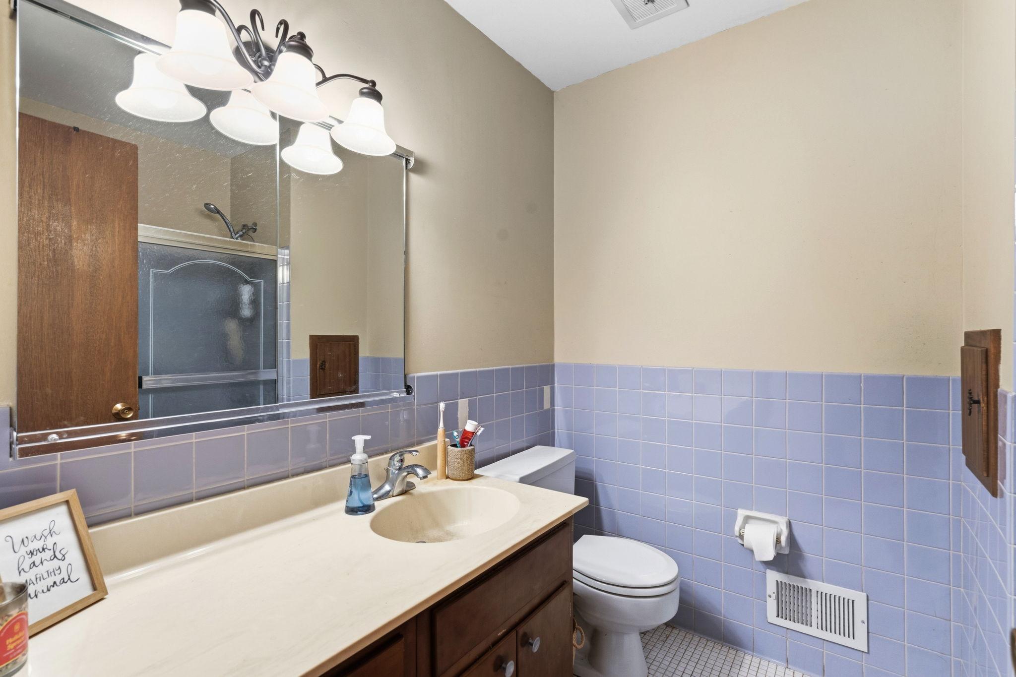 2245 Beam Avenue Property Photo 28