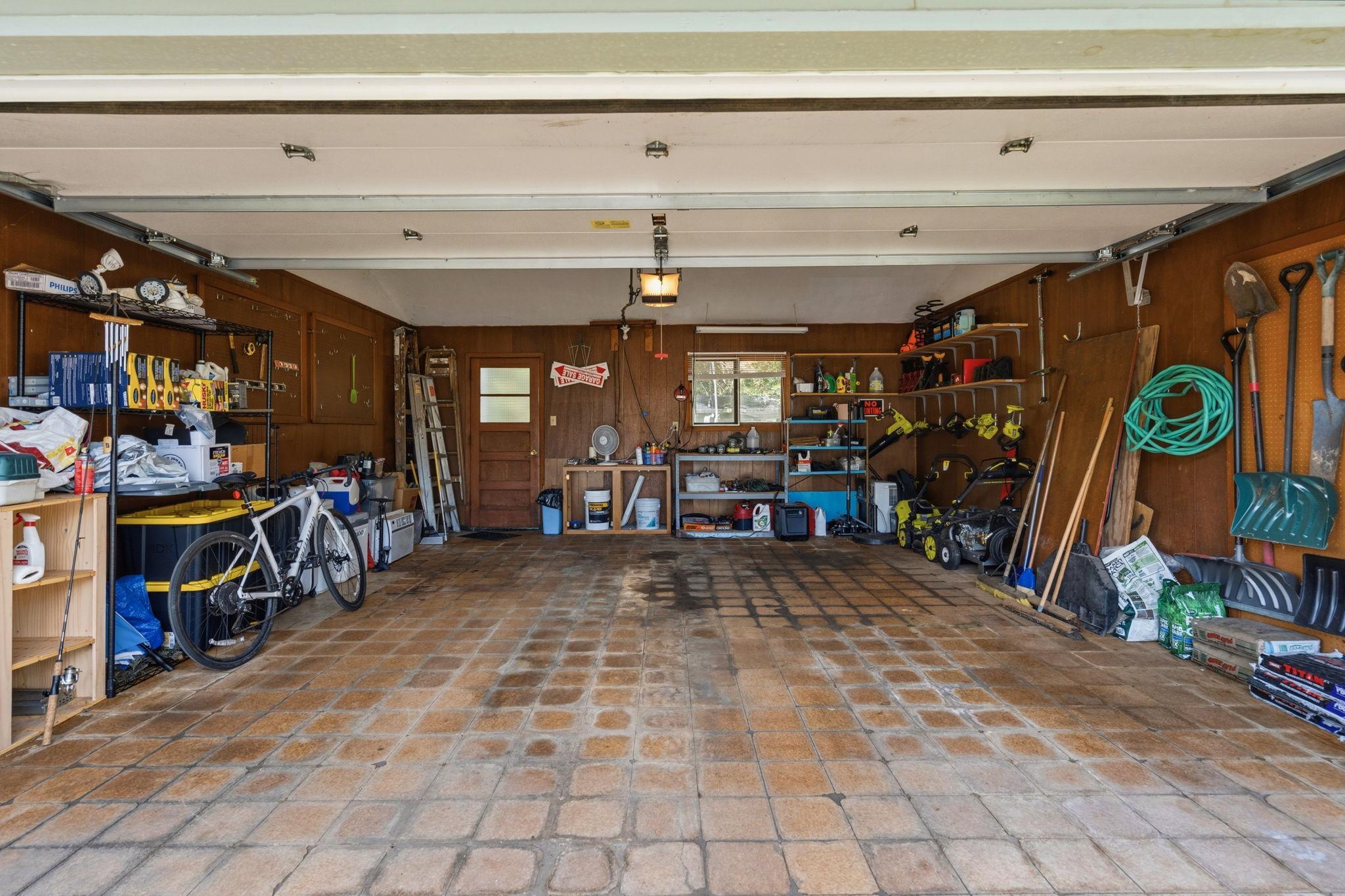 2245 Beam Avenue Property Photo 43