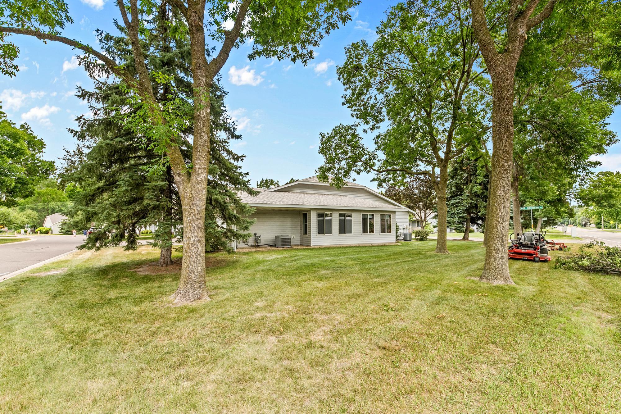 659 Belland Avenue Property Photo 4