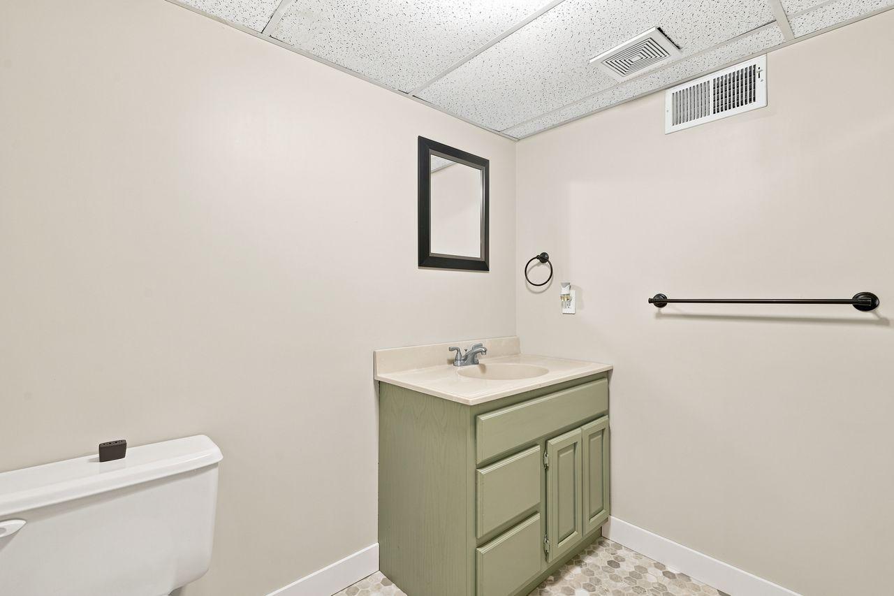 916 Birch Avenue W Property Photo 21