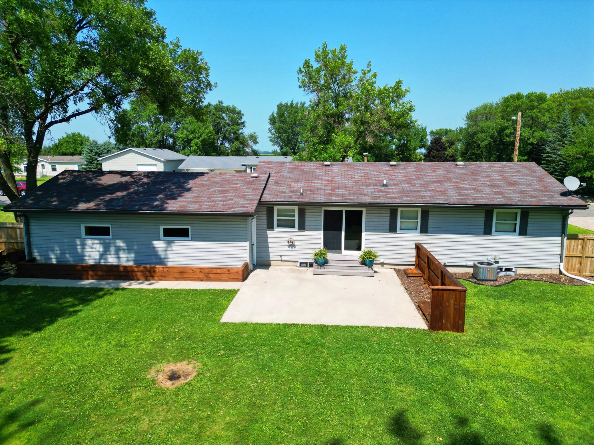 916 Birch Avenue W Property Photo 31