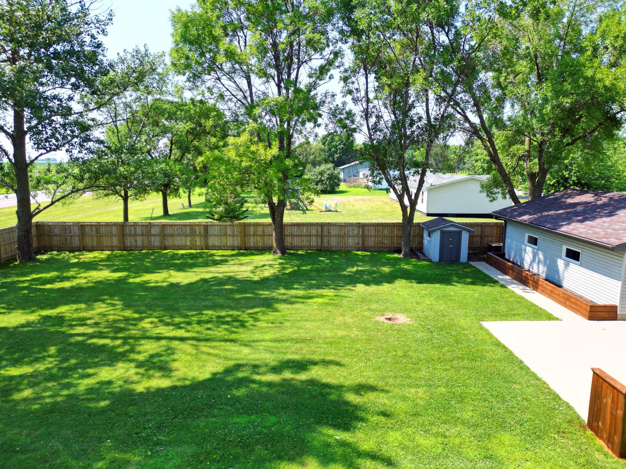 916 Birch Avenue W Property Photo 32