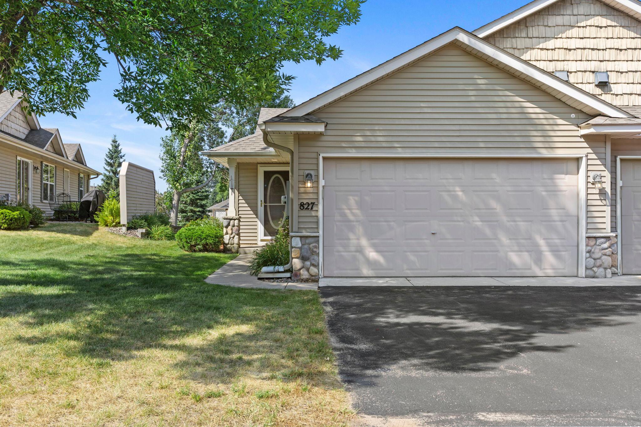827 Winsome Way Nw Property Photo 1