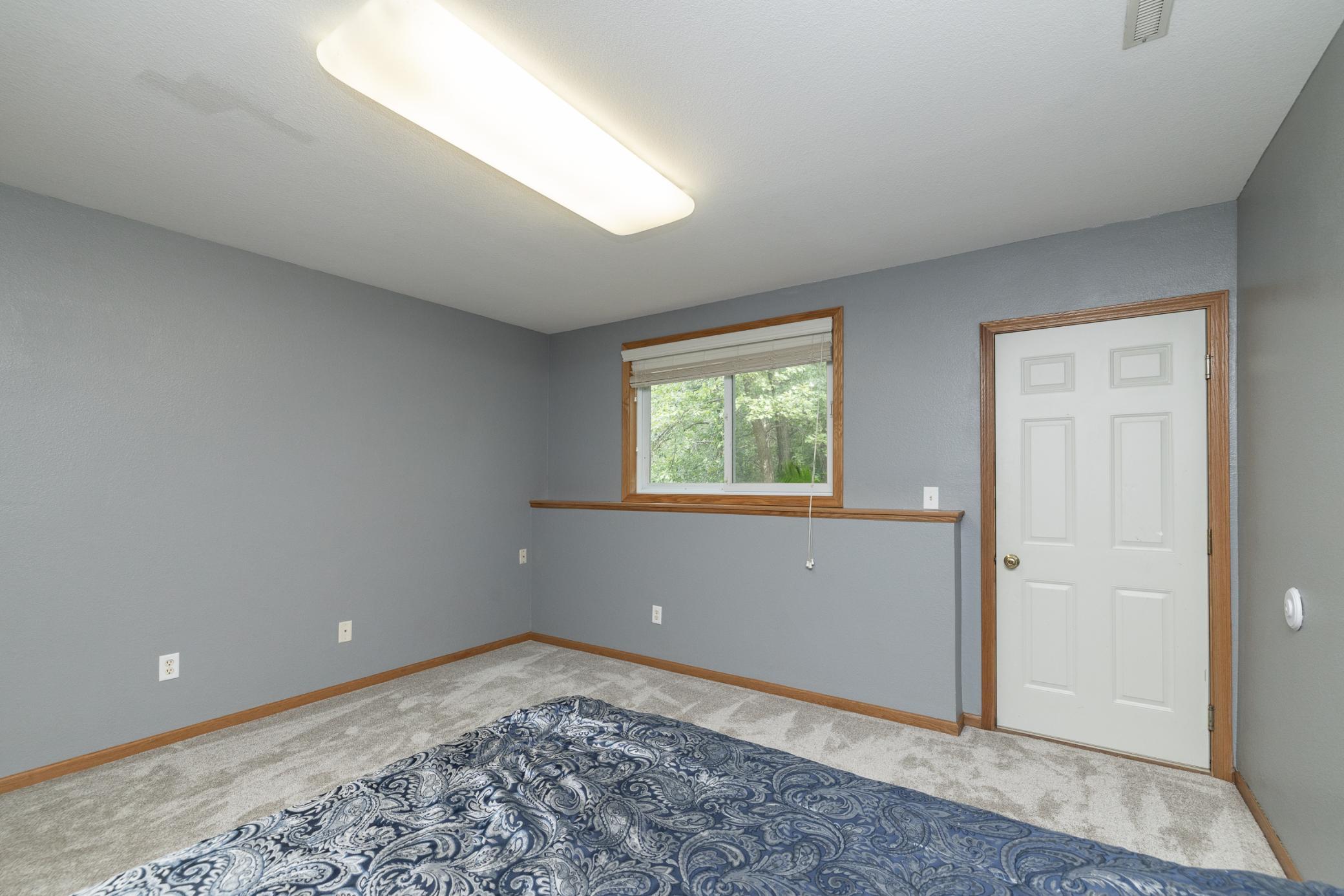 4334 Cooper Avenue S Property Photo 20