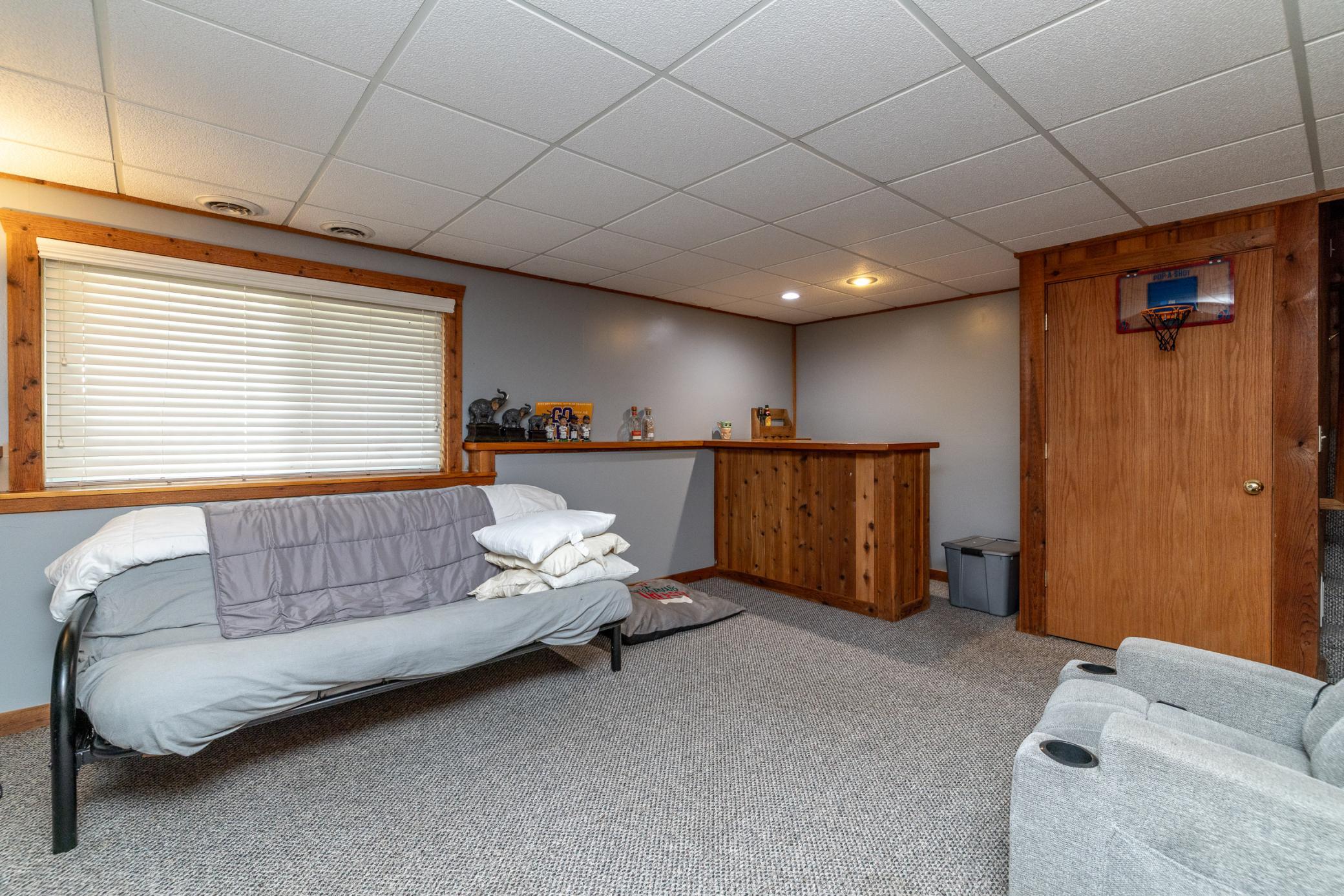 4334 Cooper Avenue S Property Photo 44