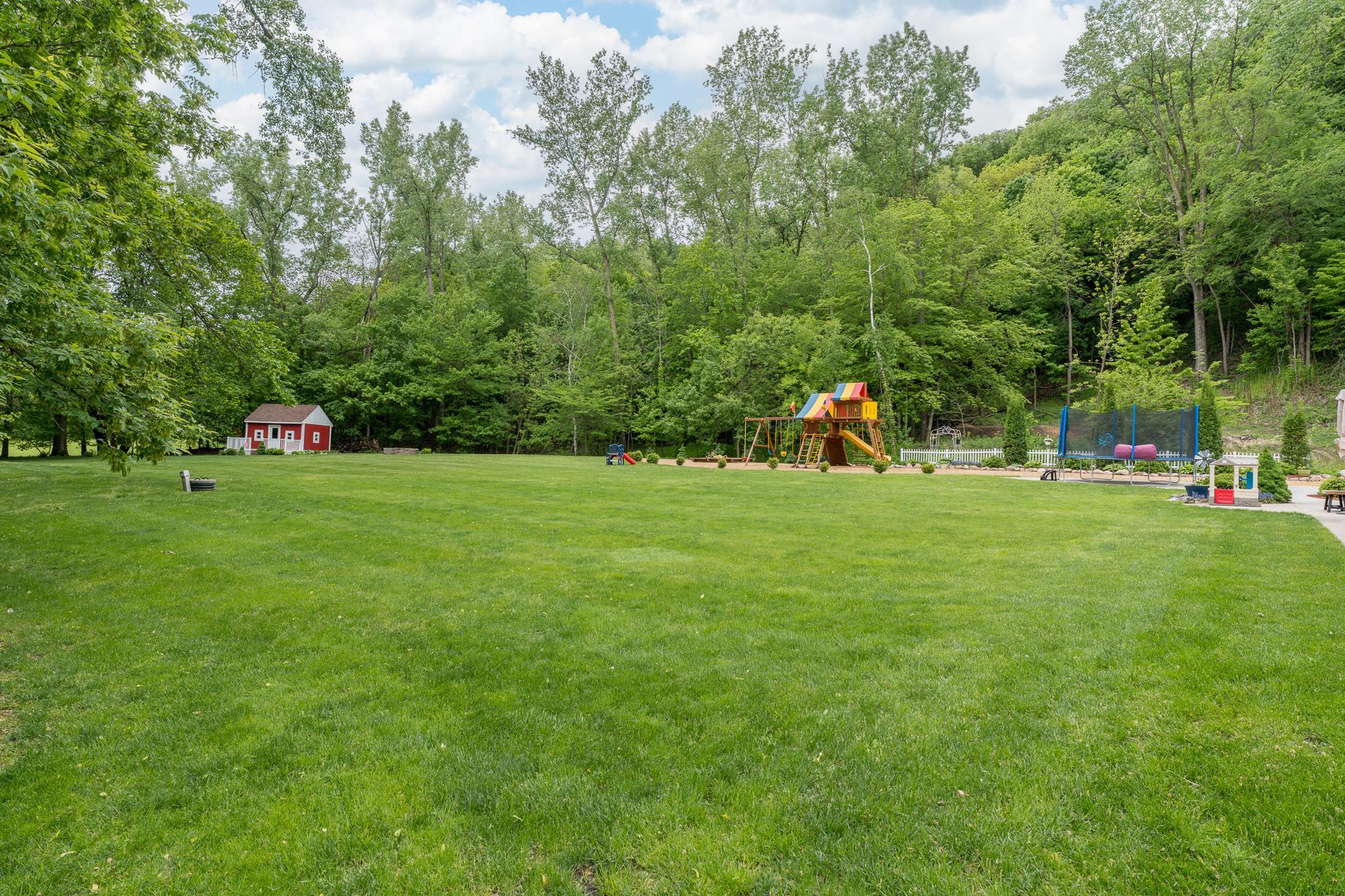 48194 Old River Bluff Road Property Photo 4