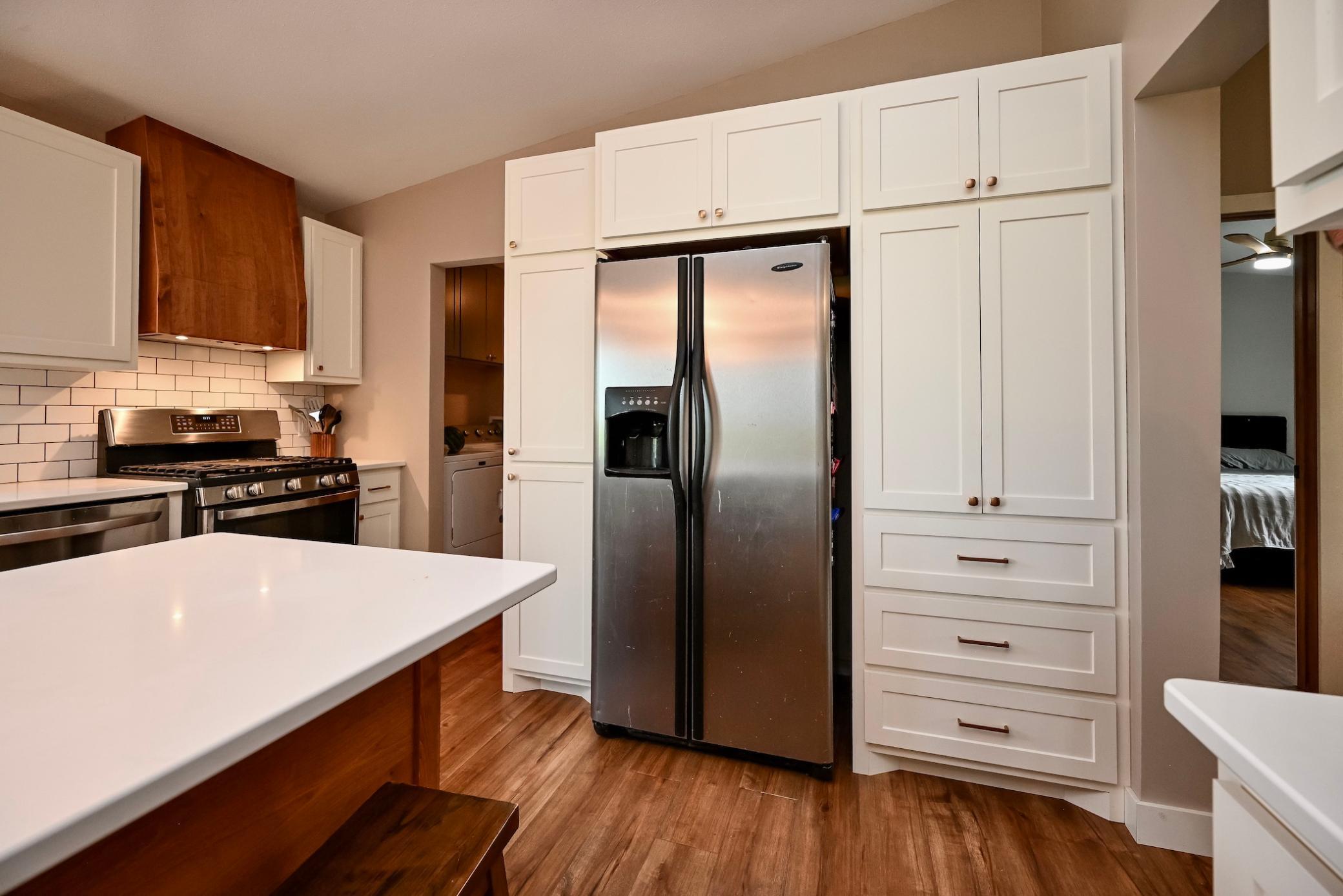 206 Park Avenue Property Photo 8