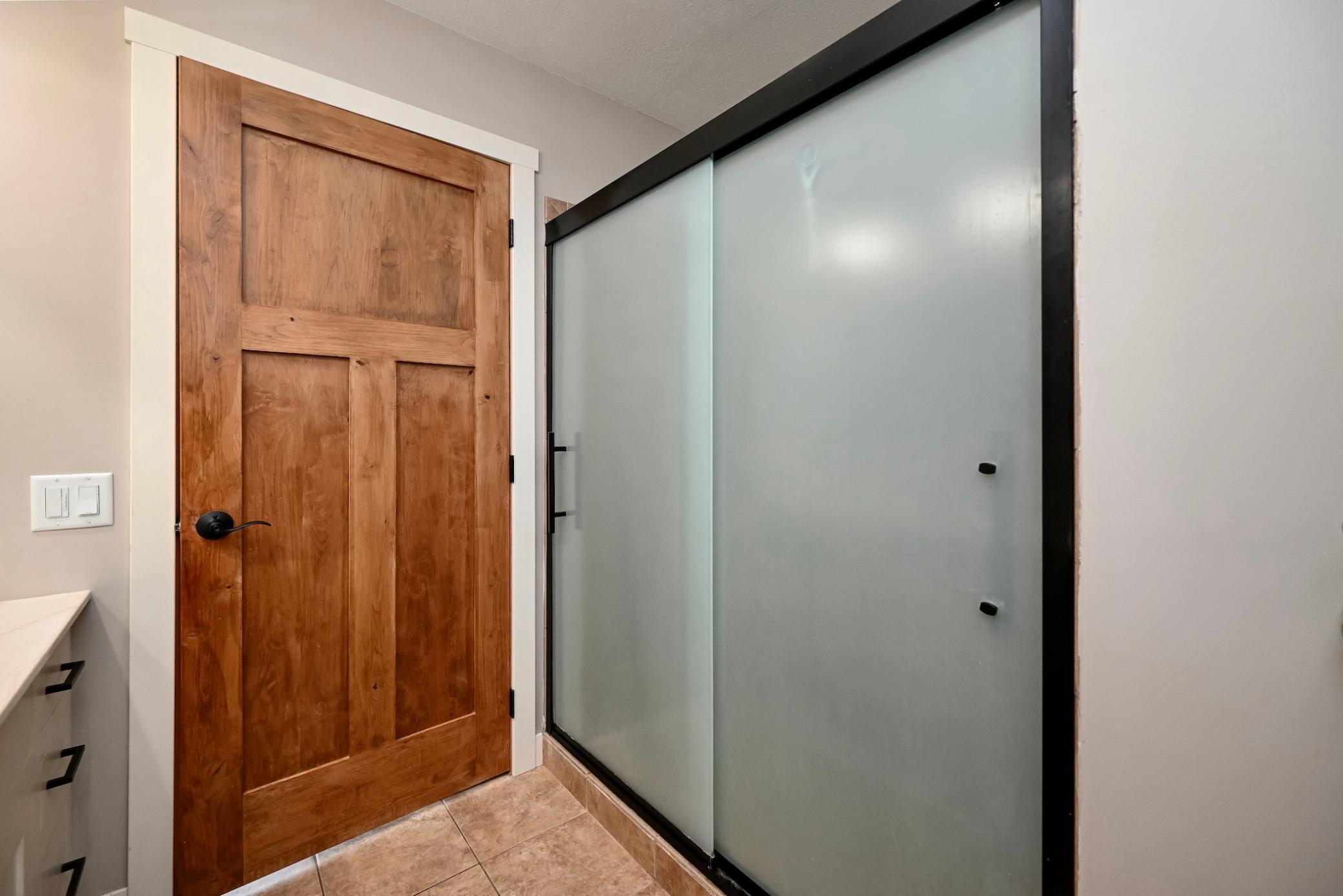 206 Park Avenue Property Photo 15