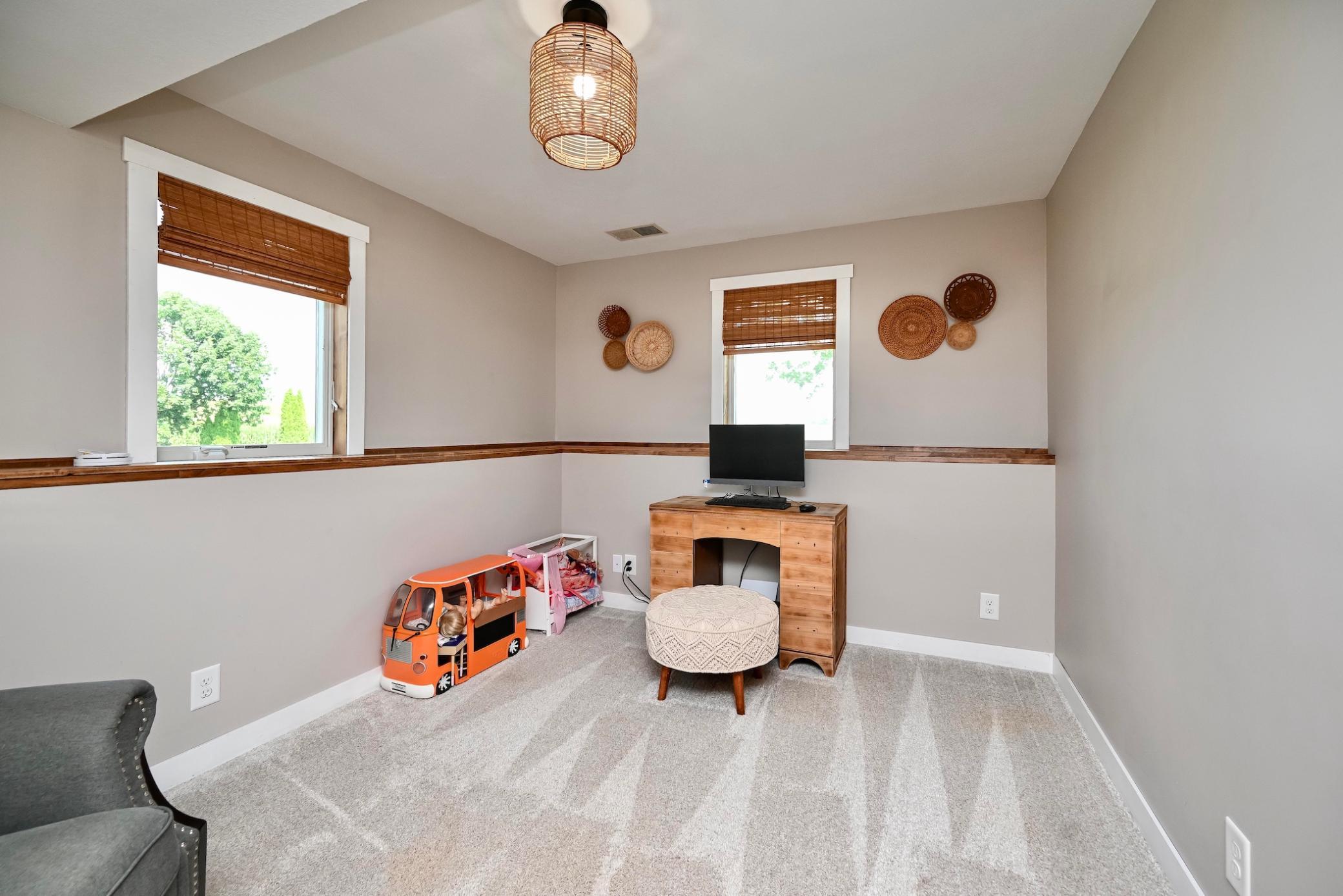 206 Park Avenue Property Photo 24