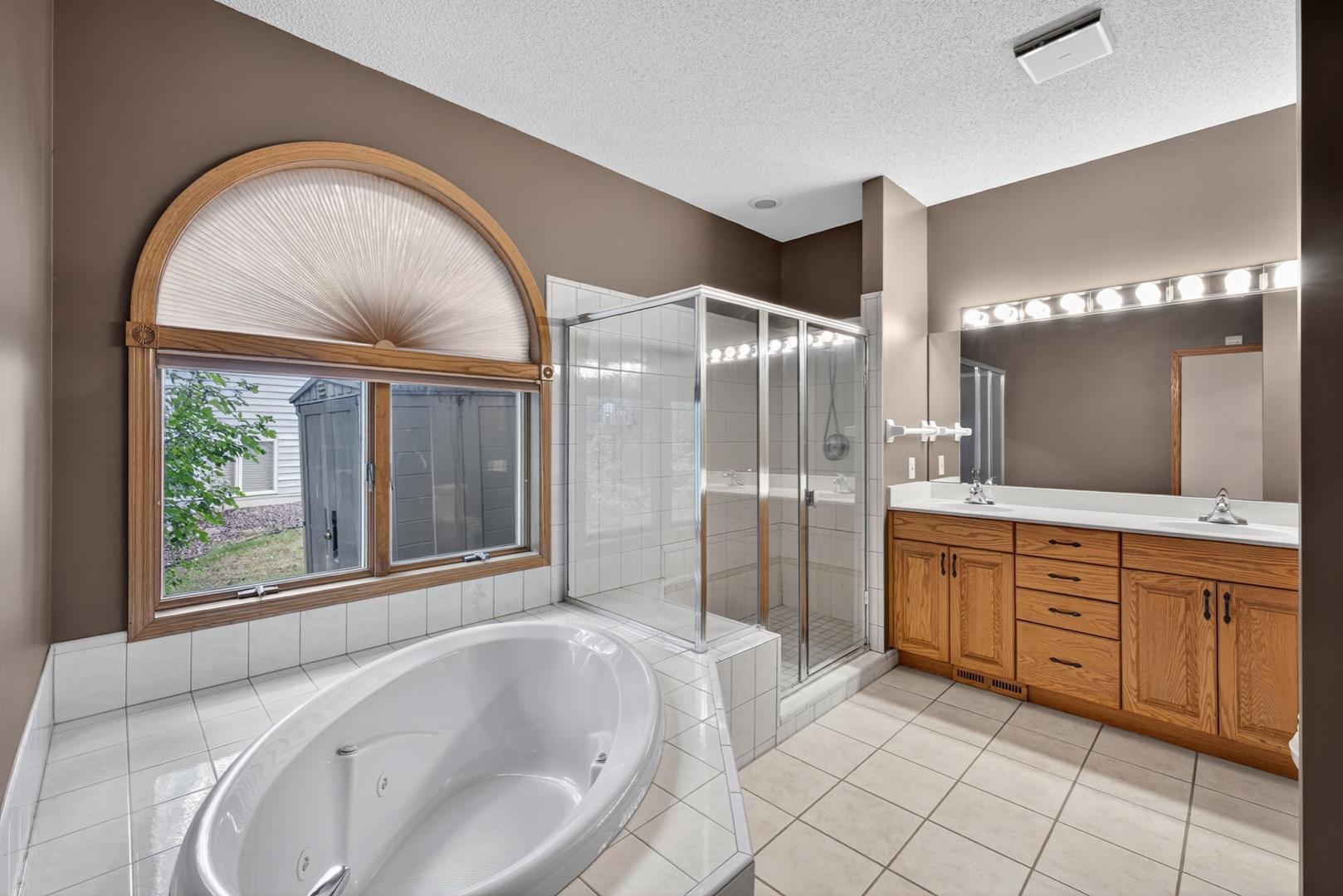 2032 Fox Valley Drive Sw Property Photo 21