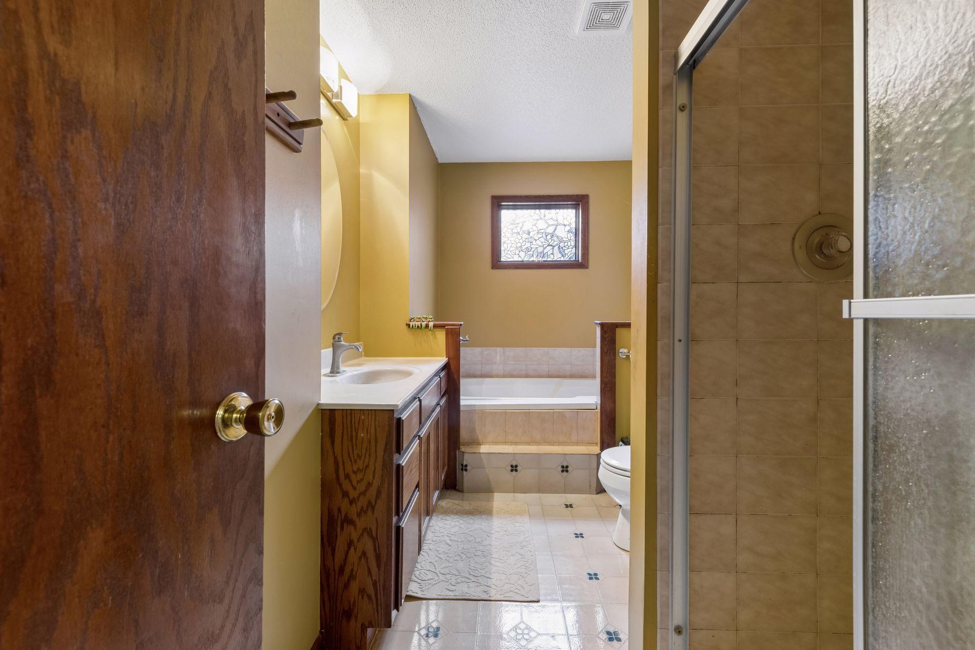 19036 Echo Lane Property Photo 13