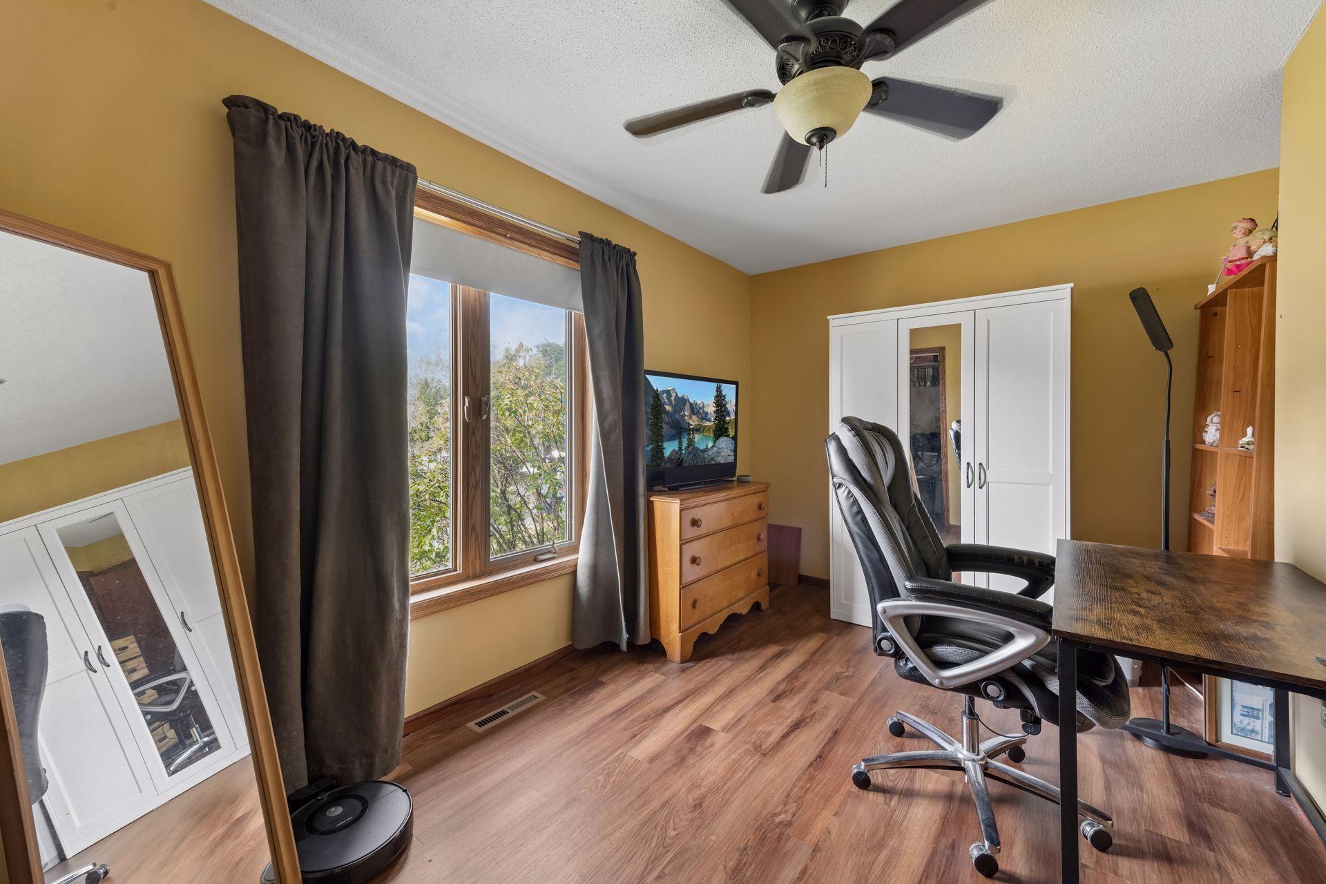 19036 Echo Lane Property Photo 15