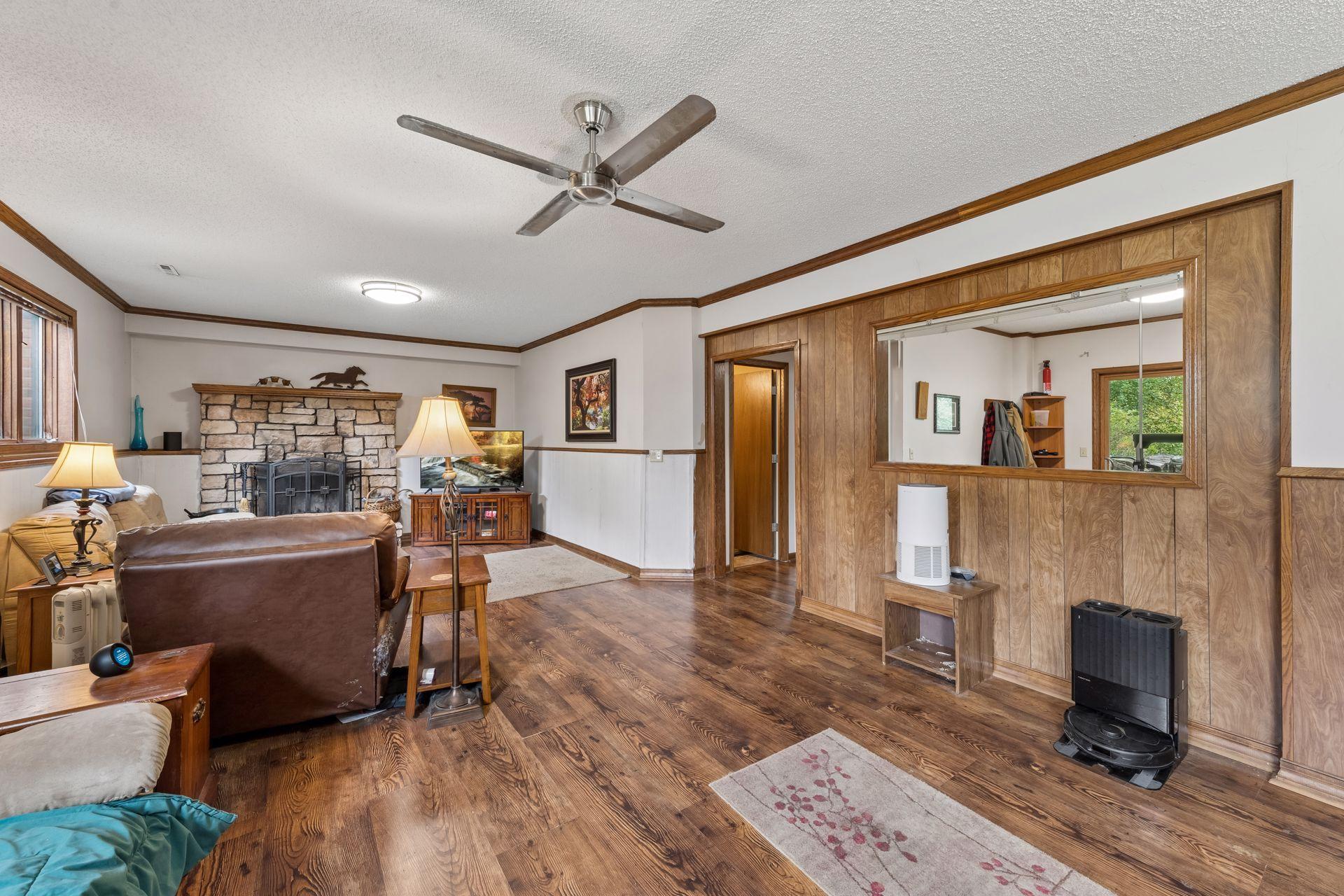 19036 Echo Lane Property Photo 19