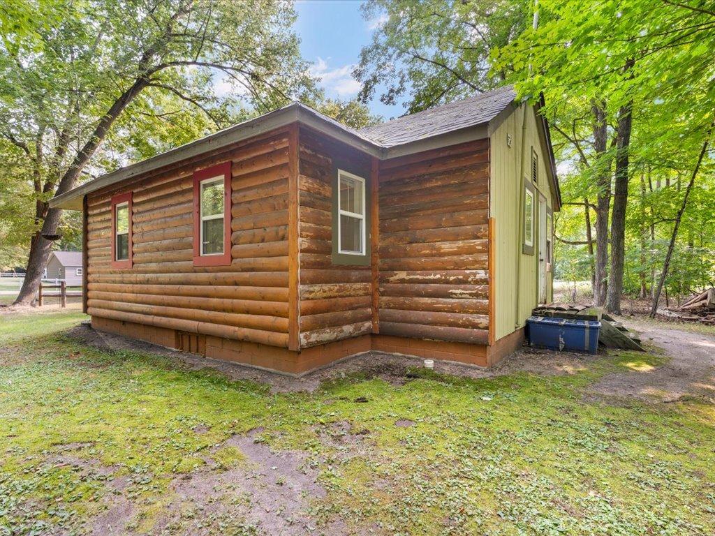 8633 Interlachen Road Property Photo 19